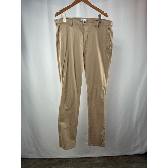 Peter Millar Men's Pima Cotton Flat Front Chino Pants in Beige Size 38 x 34
