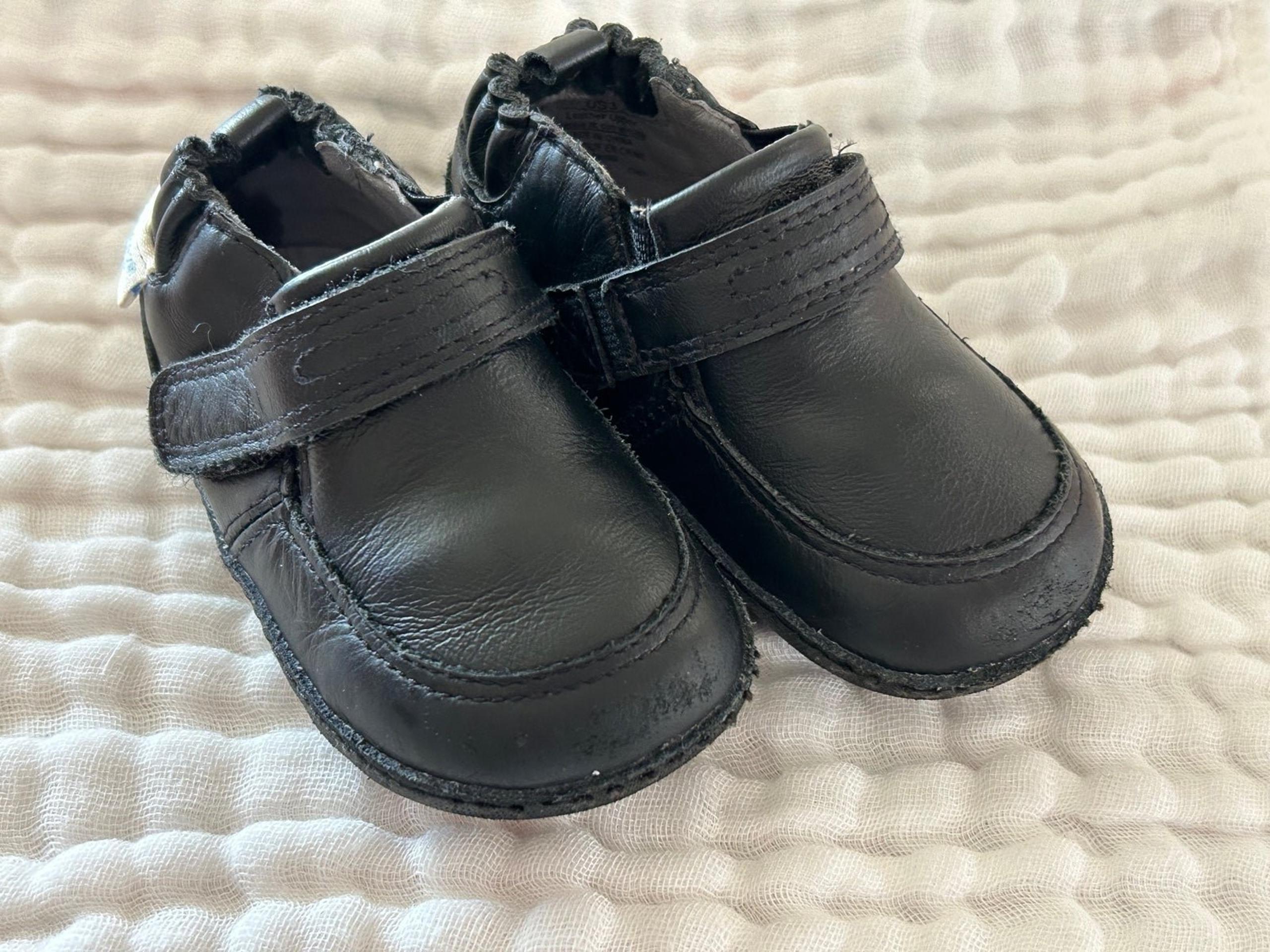 Dress shoes