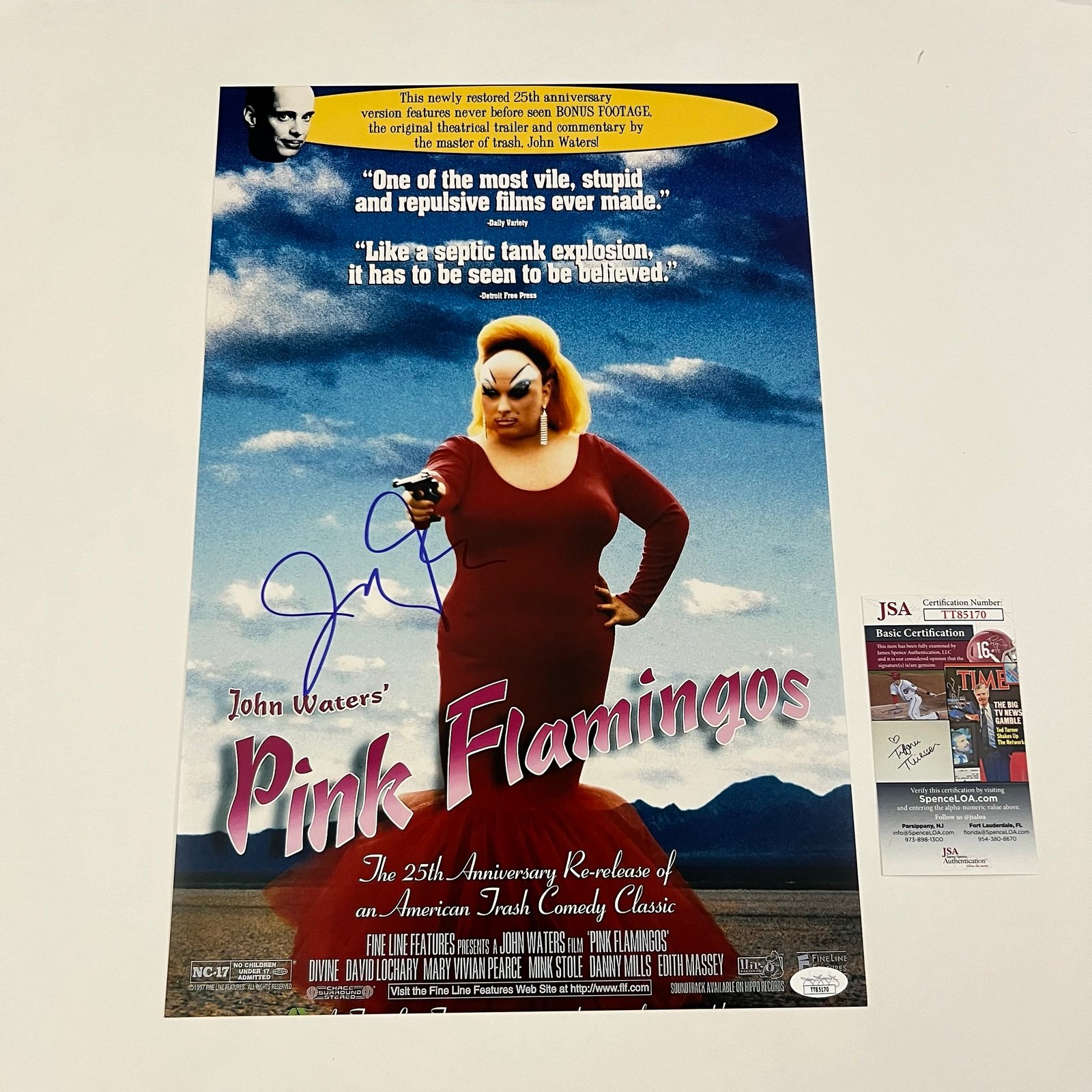 JOHN WATERS SIGNED PINK FLAMINGOS 12x18 PHOTO DIVINE + JSA COA