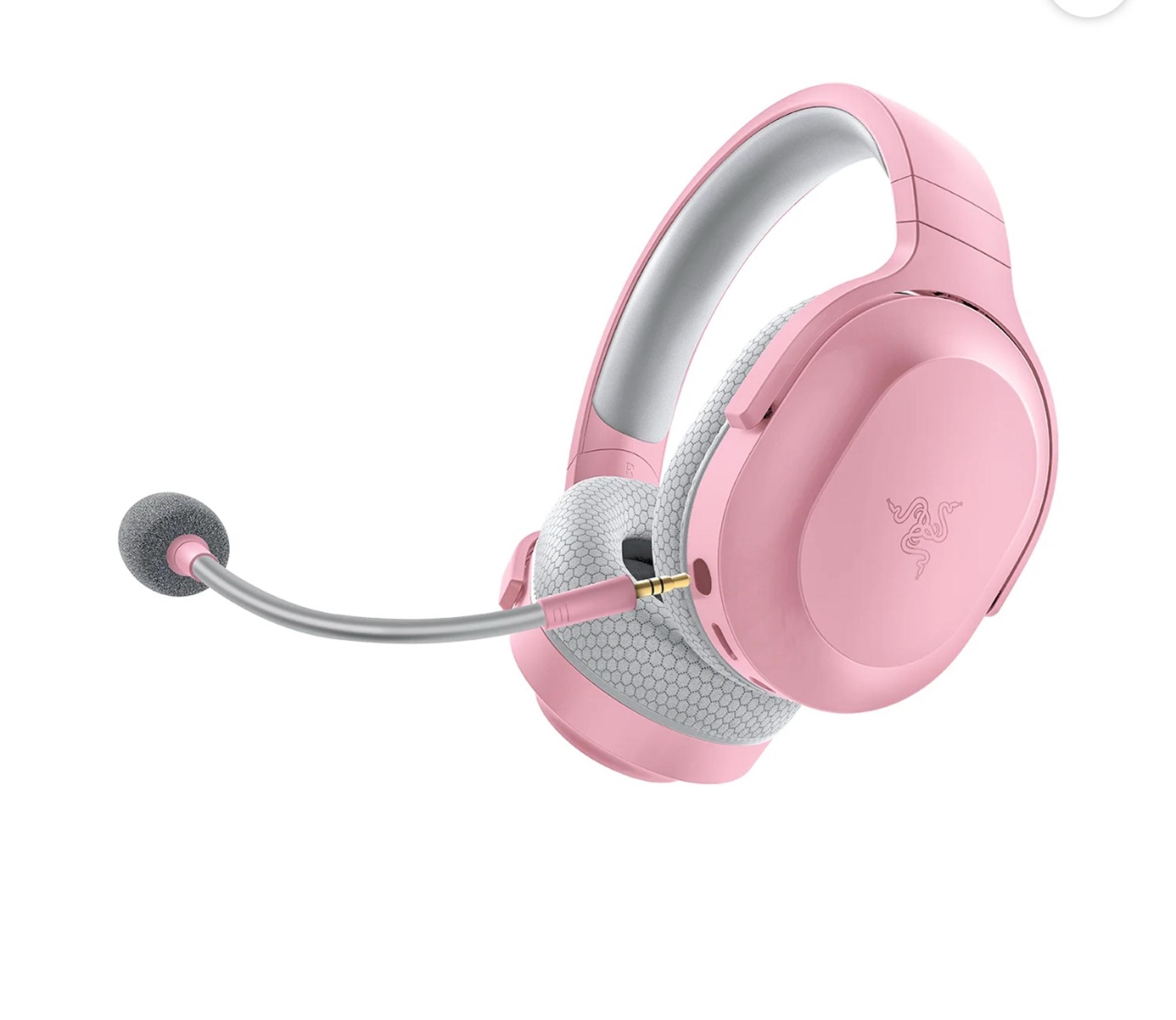 Razer Barracuda X Wireless Gaming Headset Quartz and Seiren V3 Mini microphone