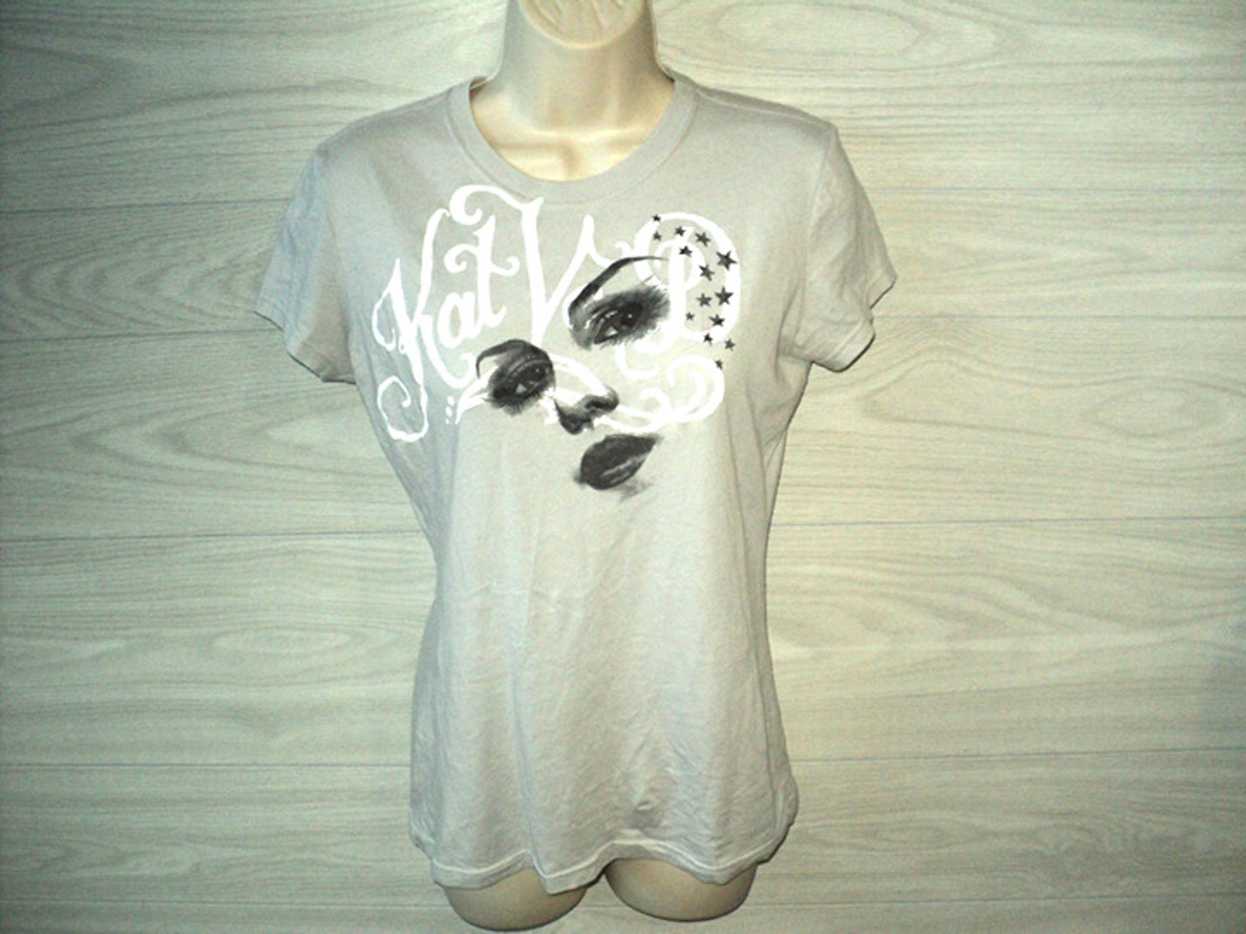 Kat Von D Tattoo T-Shirt Women's Size L Gray Short Sleeves Cotton Crew Neck