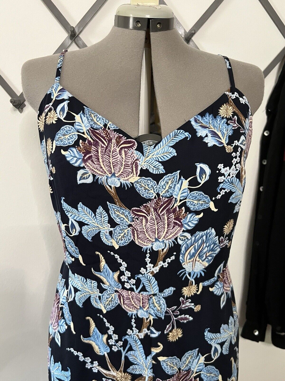 Vince Camuto 14 Floral Print Navy Blue V-Neck Wide Leg Spaghetti Strap Jumpsuit