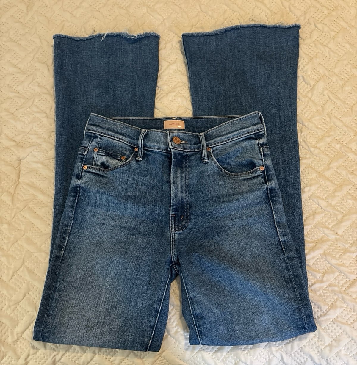 MOTHER jeans Excellent condition (The Weekend fray)