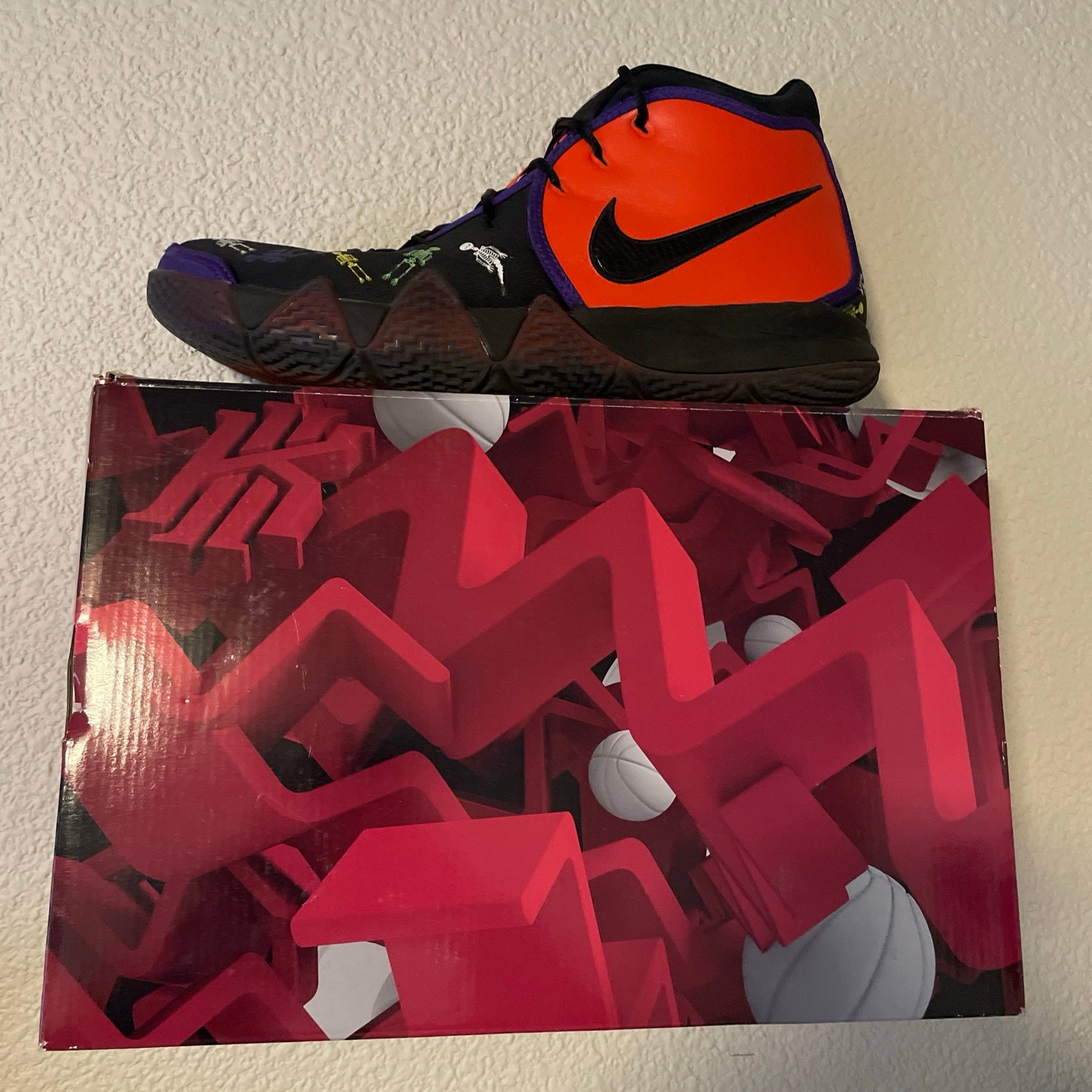 Kyrie 4 day of the deads