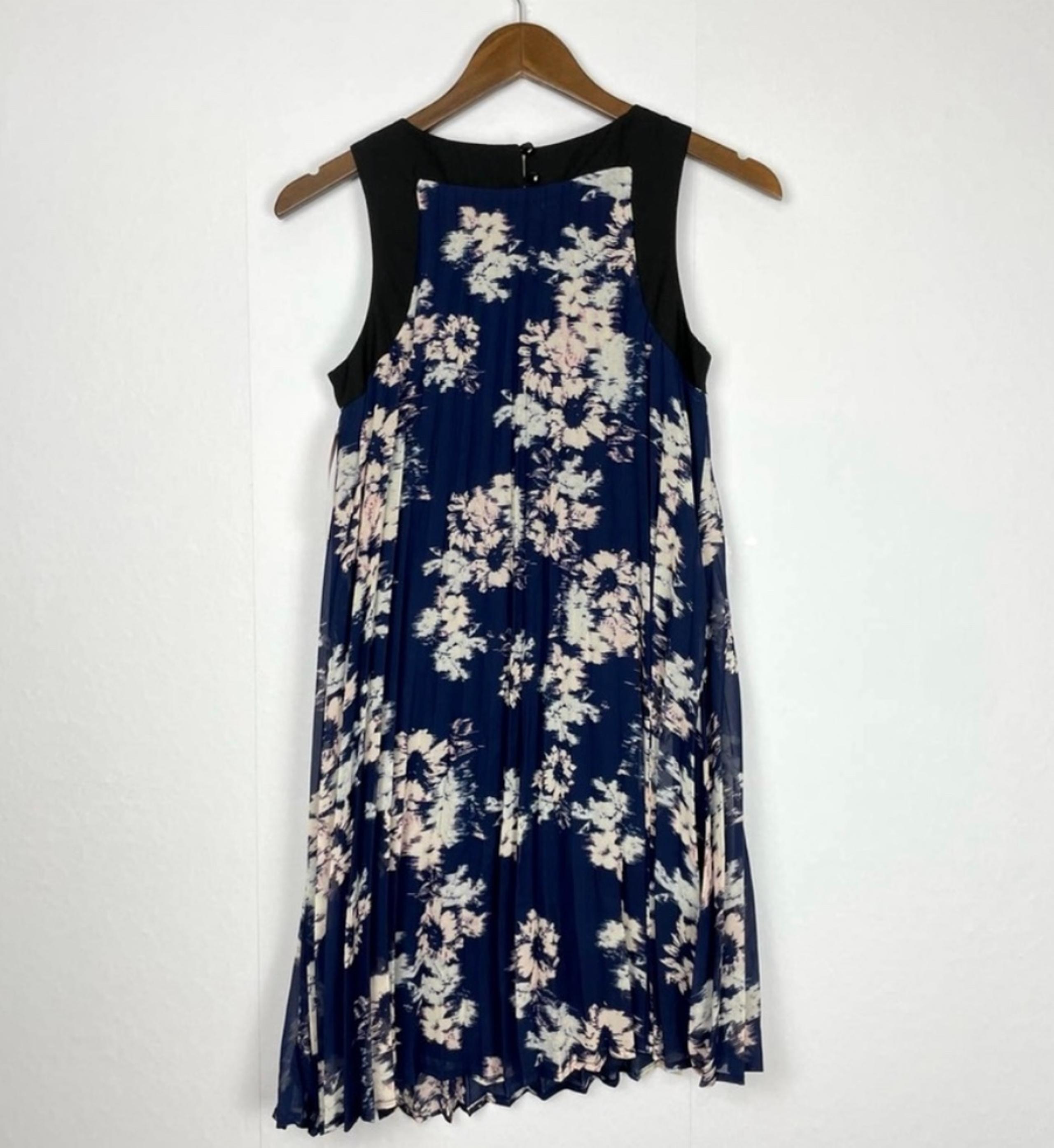Navy blue floral shift dress