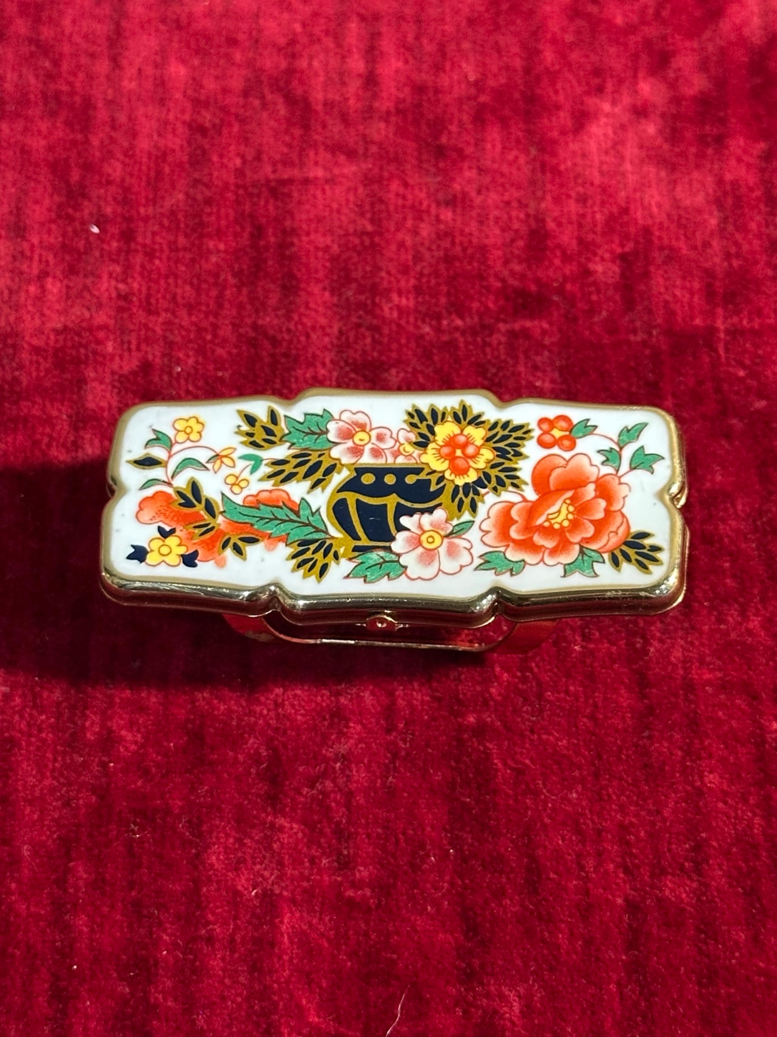 Vintage Lipstick & Folding Compact Mirror