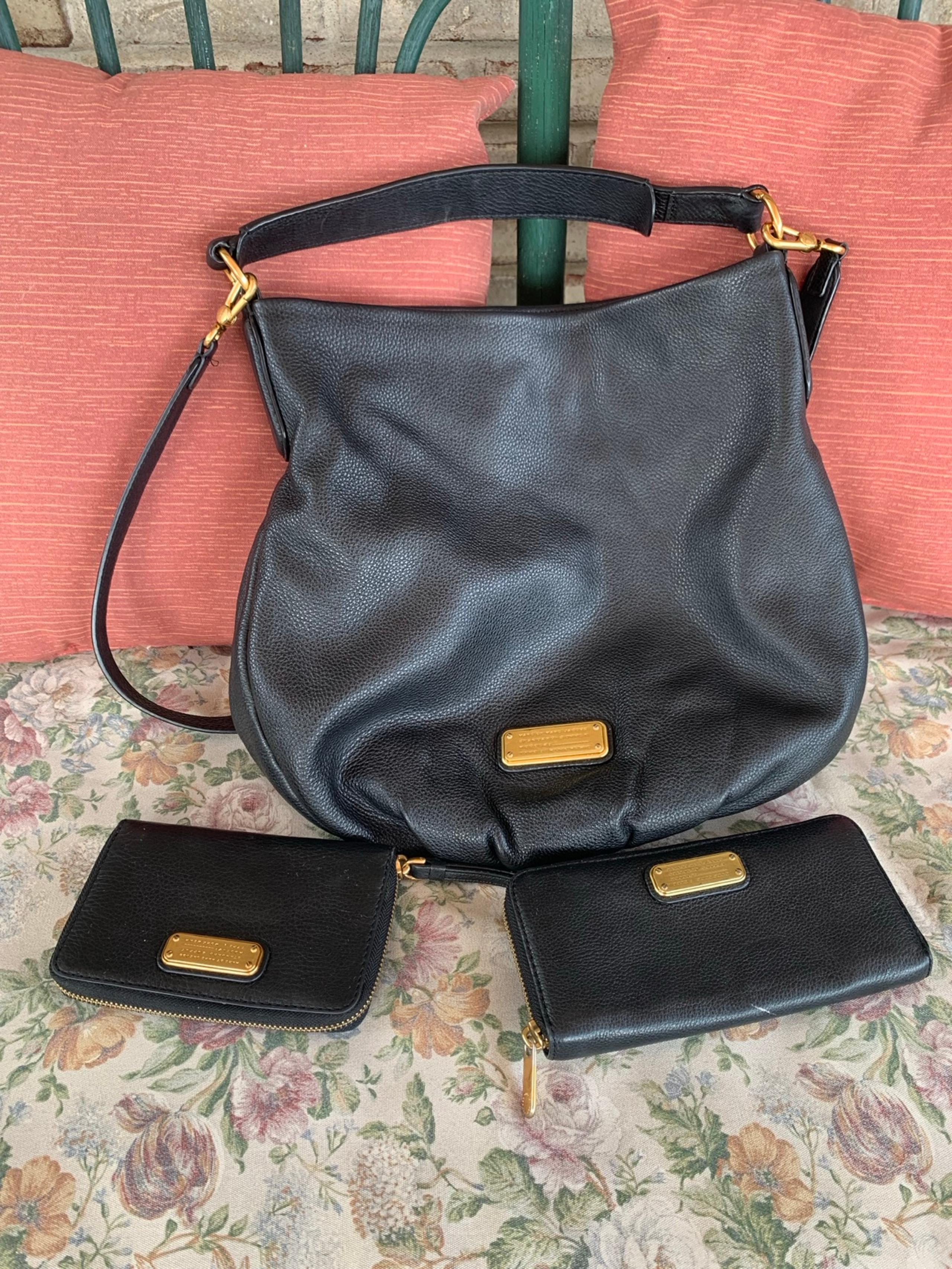 Marc by Marc Jacobs leather shoulder bag wallet & wristlet early 2010s