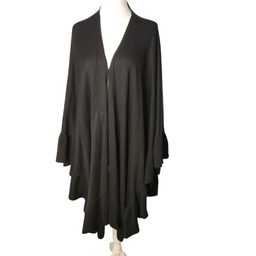 Key neck embroidered dress by ANDRESD Niana
