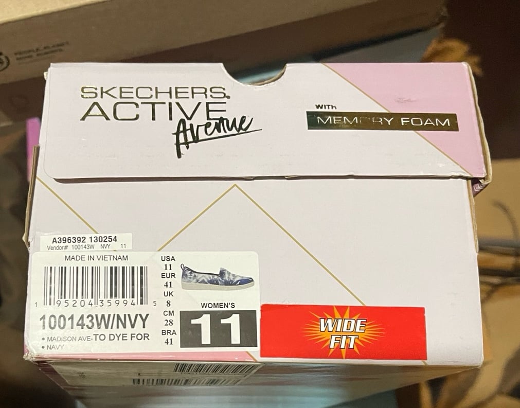 NWT Sketcher Tie Dye For Women 11w
