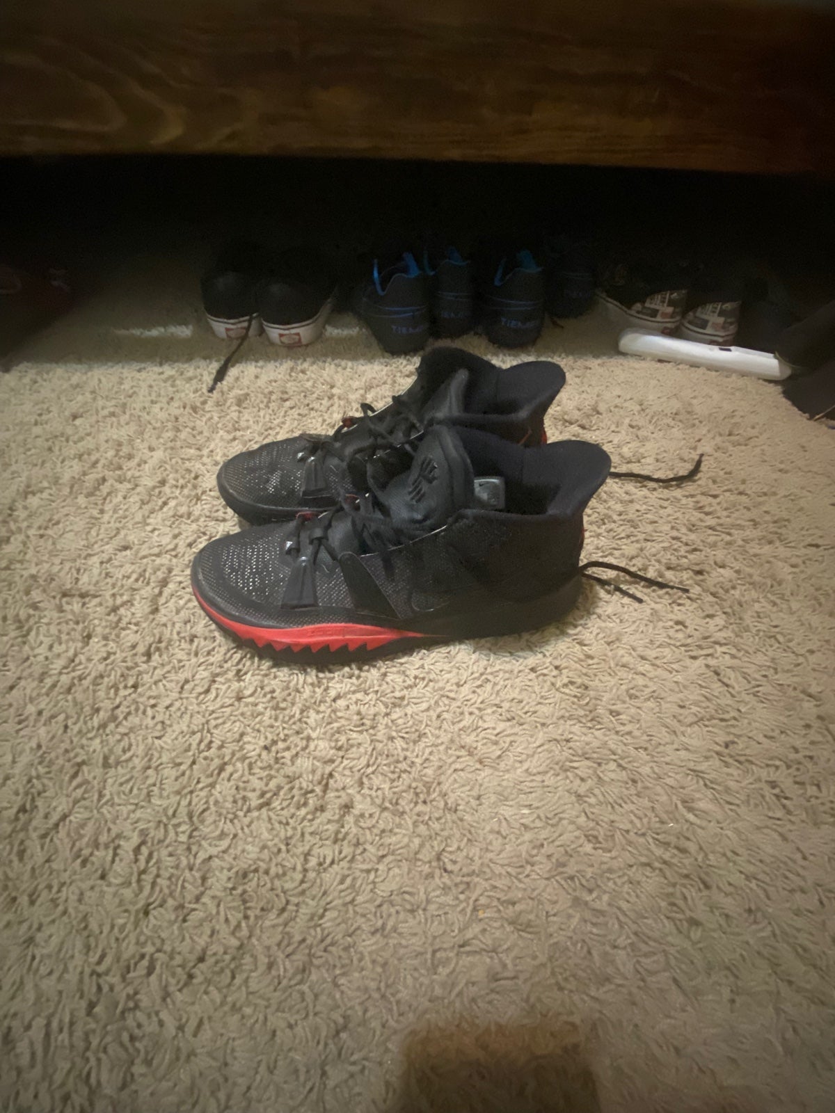 Nike Kyries Basketball Shoes
