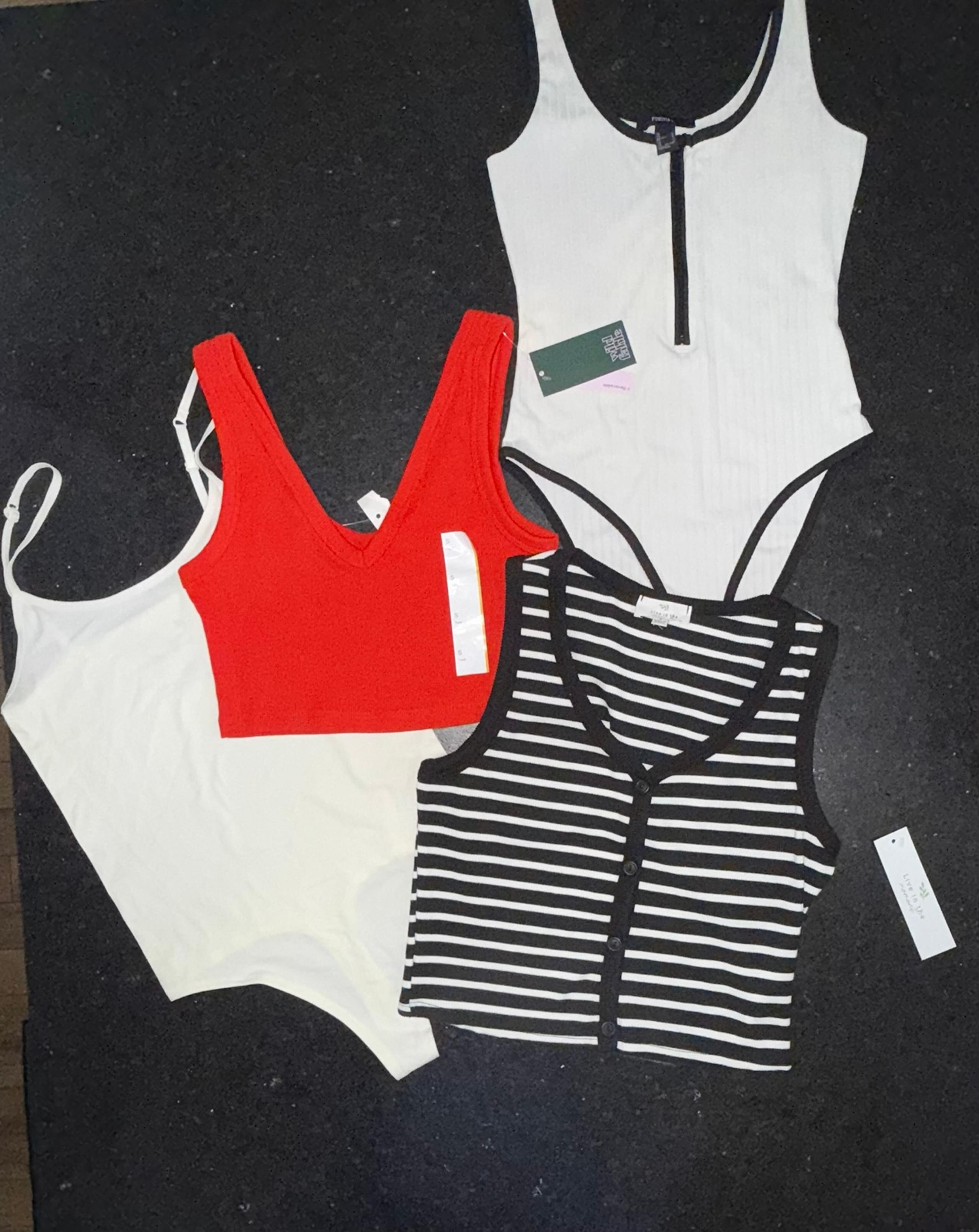 NEW TANK TOP BUNDLE SZ SMALL