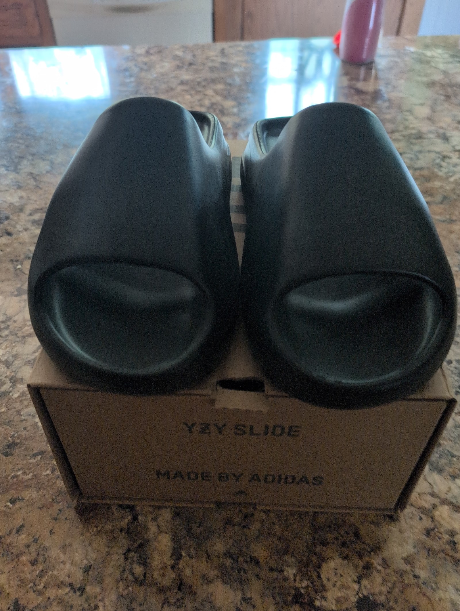 ADIDIAS Yzy Slides