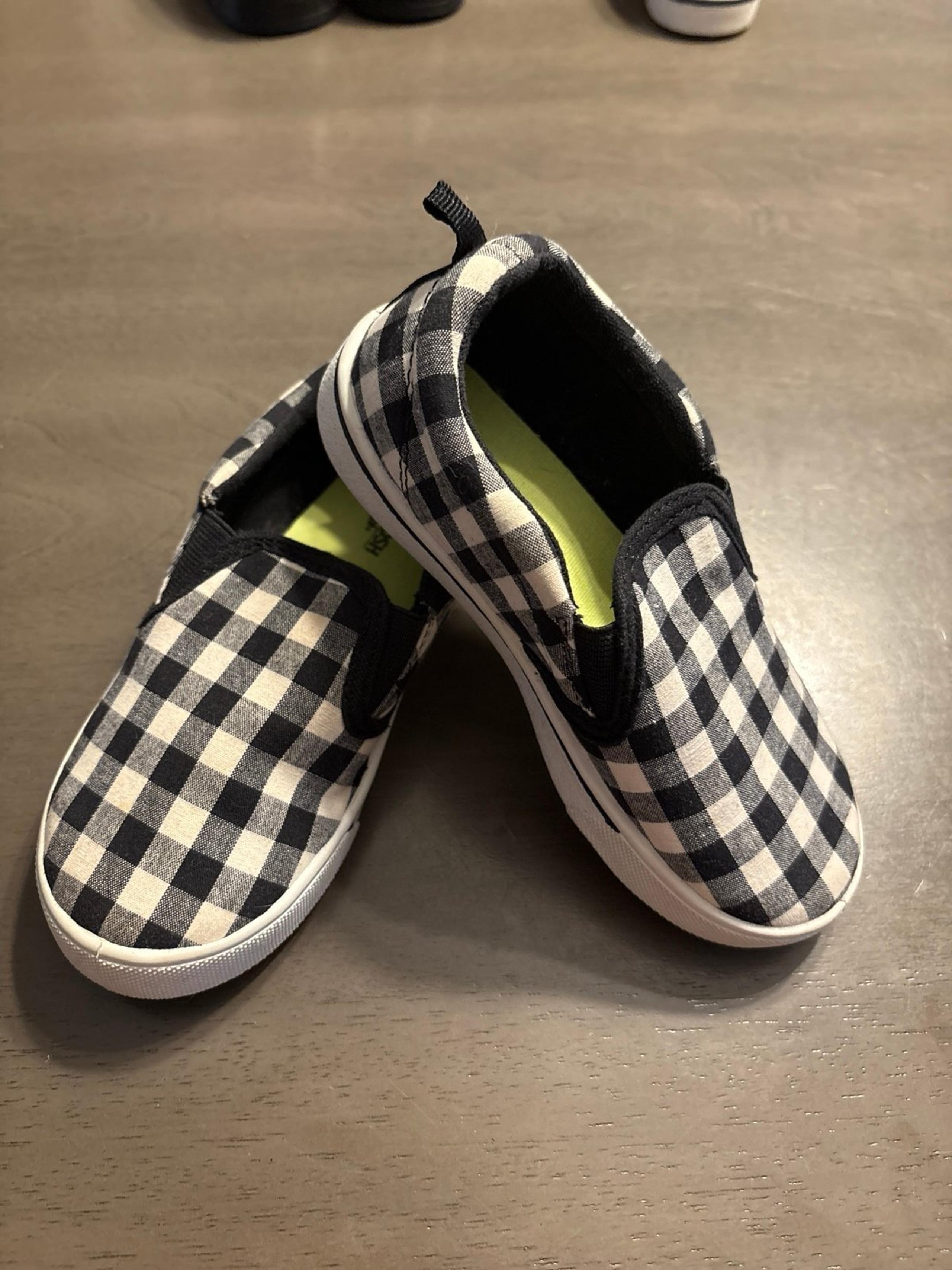 Boys Black & White Slide On Sneaker