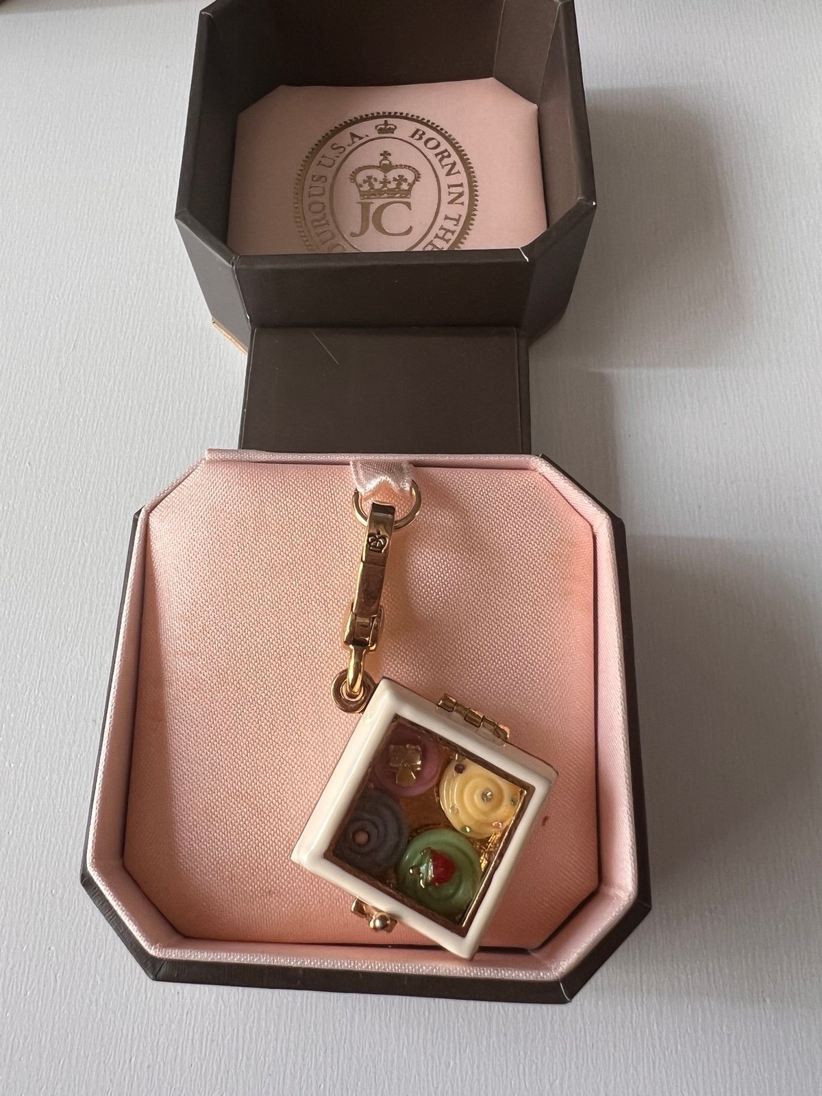 Juicy Couture Box of Cupcakes Charm BNIB