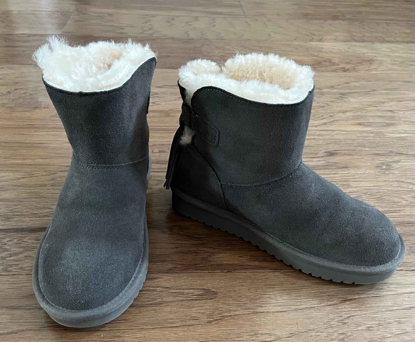 Koolaburra Gray Boots | Mercari