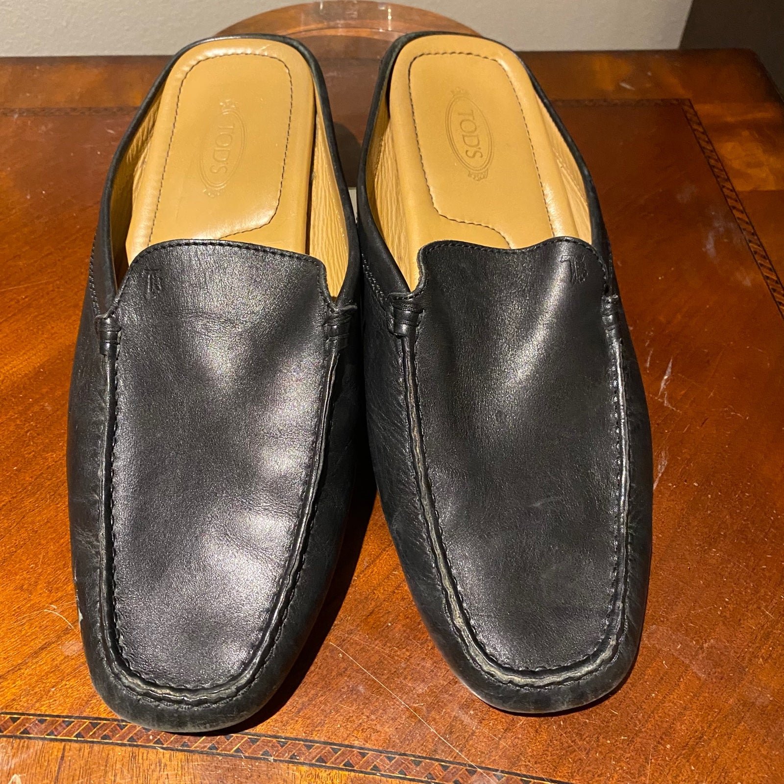 Tod’s Black Leather Flat Mules Size 10 SOLD AS IS