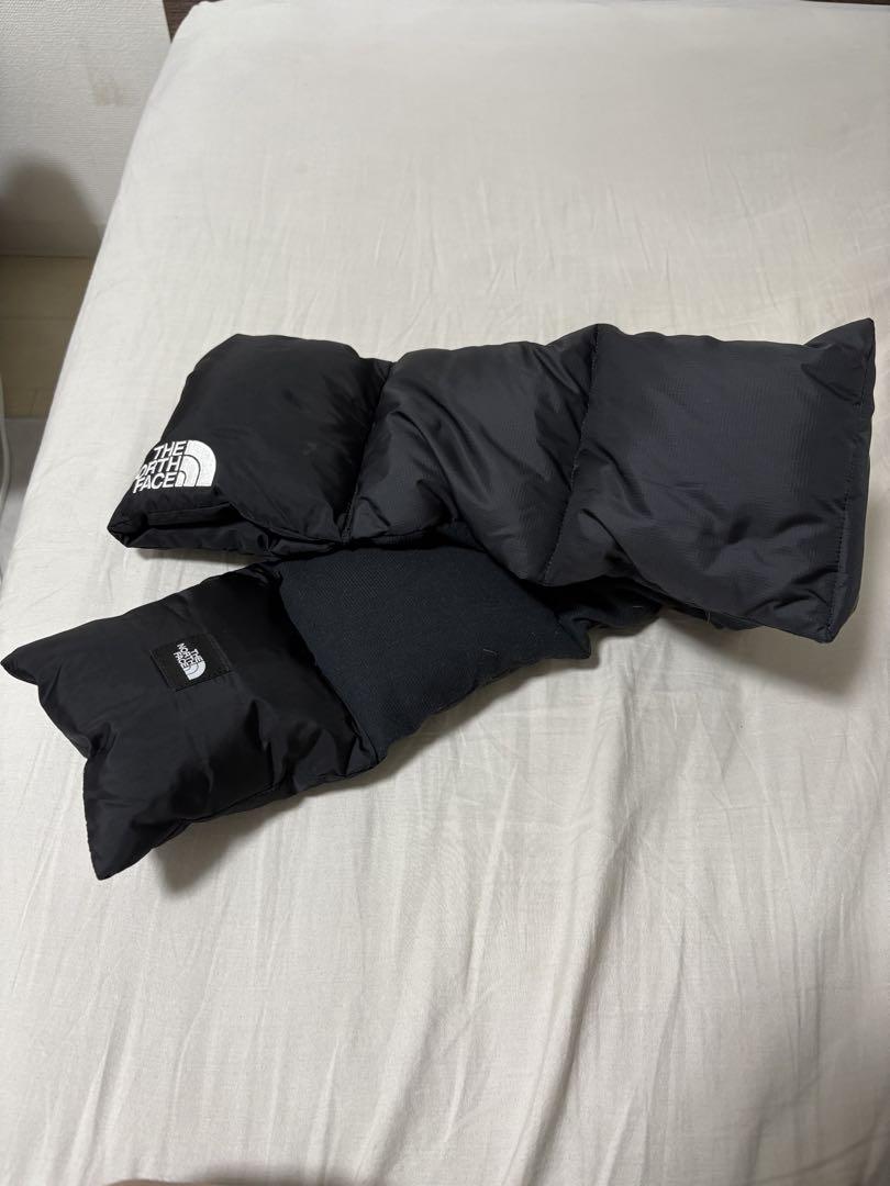 THE NORTH FACE Black Down Muffler