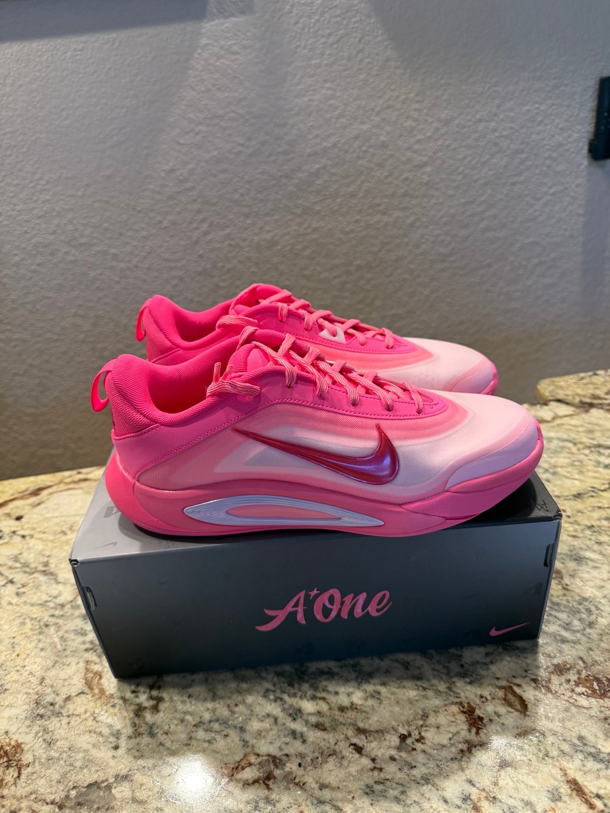 Nike A’One Pink Aura GS Size 7 Youth / Women’s Size 8.5 HF7001-600 Brand New