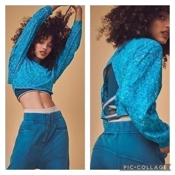 NWOT - Free People MOVEMENT Backstage Open Back Sweatshirt in Surfs Up Combo