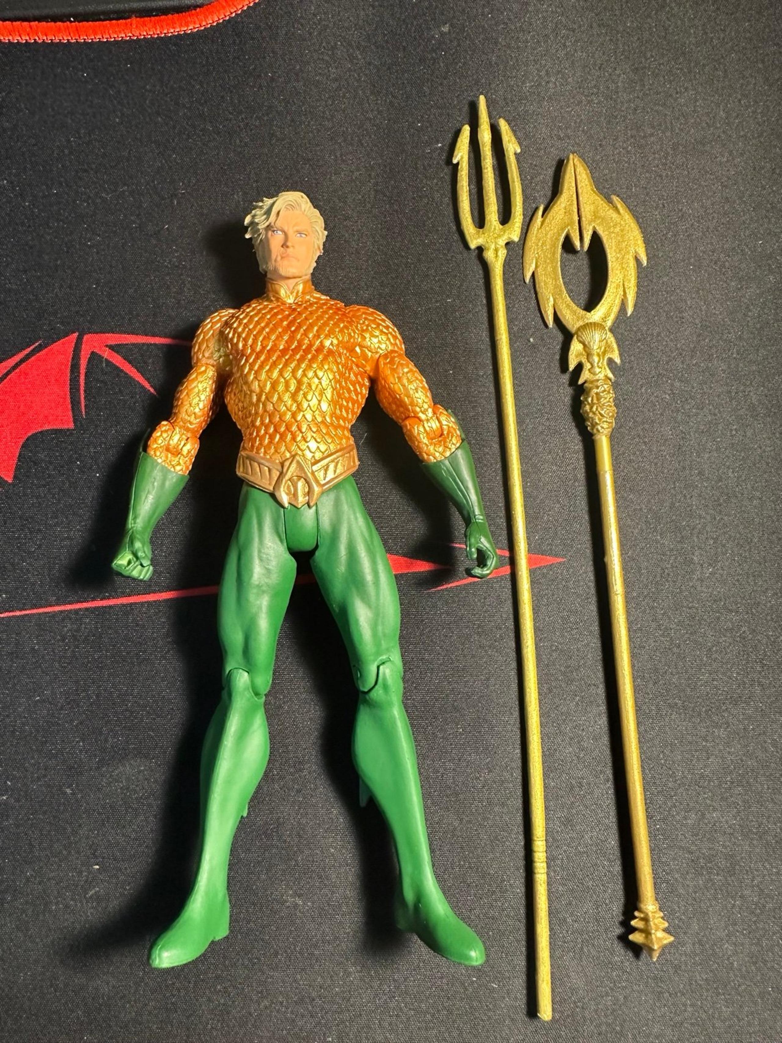 DC Collectbles New 52 Aquaman Figure