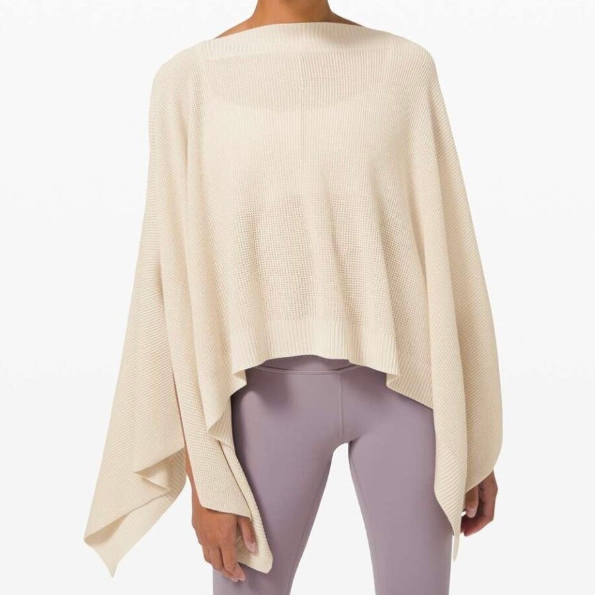LULULEMON ATHLETICA | Forward Flow Poncho White Opal Cream Ivory | One Size