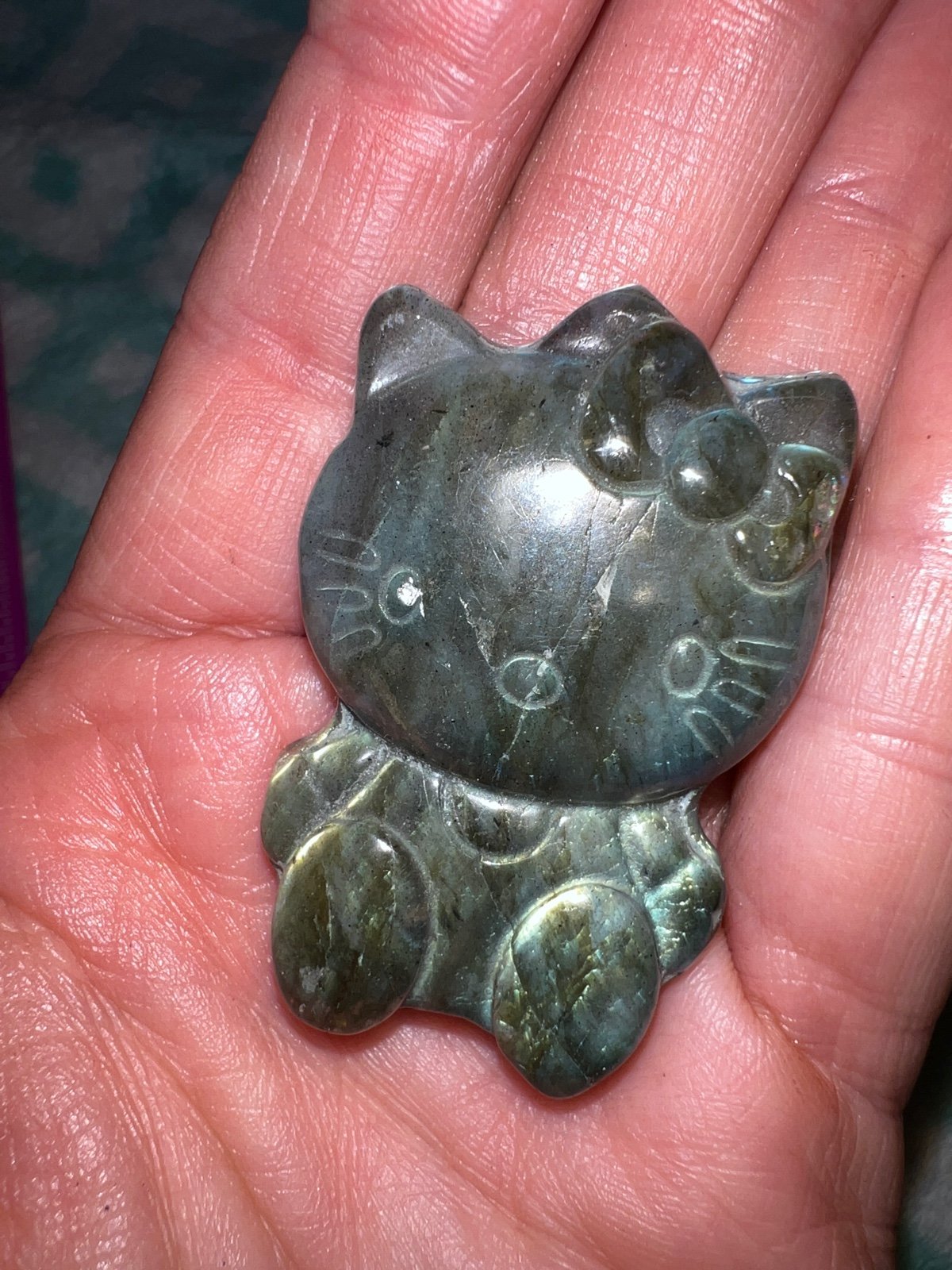 Labradorite Hello Kitty Carving