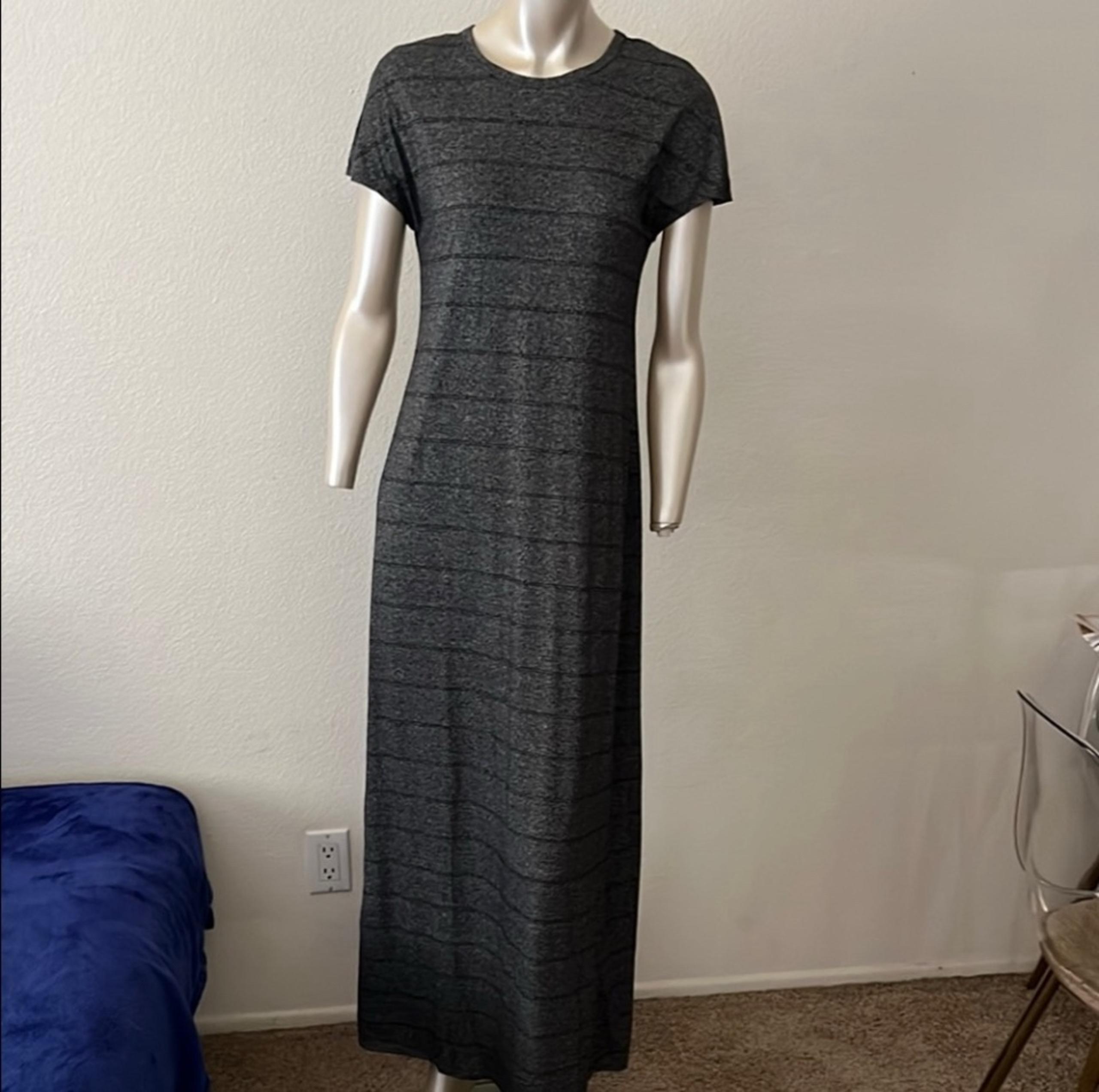 LuLaRoe Gray Sheath Maxi Dress Short Sleeve Crew Neck