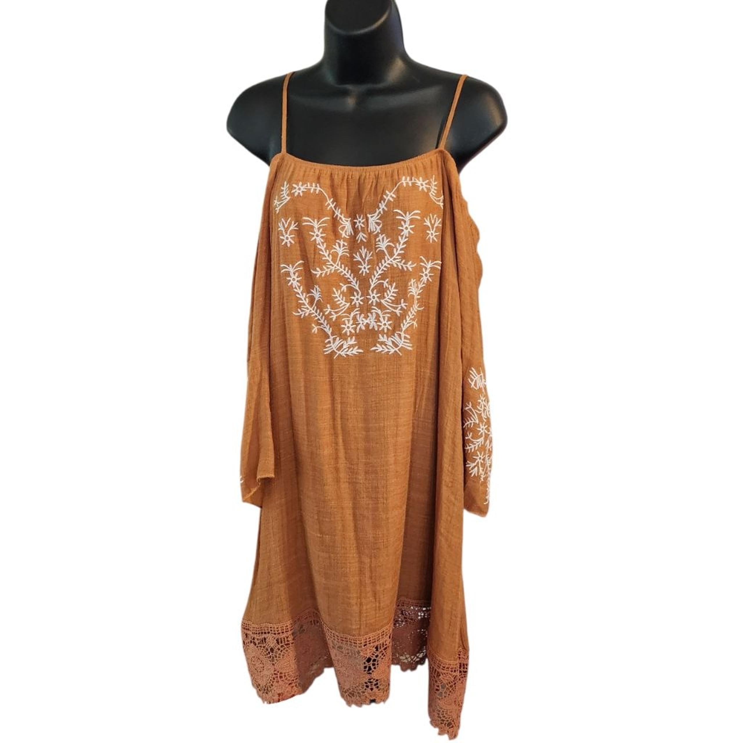 Women's Jade Dress Size Petite Medium Rust, Excellent preowned condition