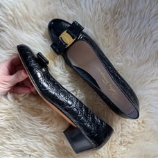 Salvatore Ferragamo Black Crocodile Patent Leather Vara Bow Block Heel Pumps 8
