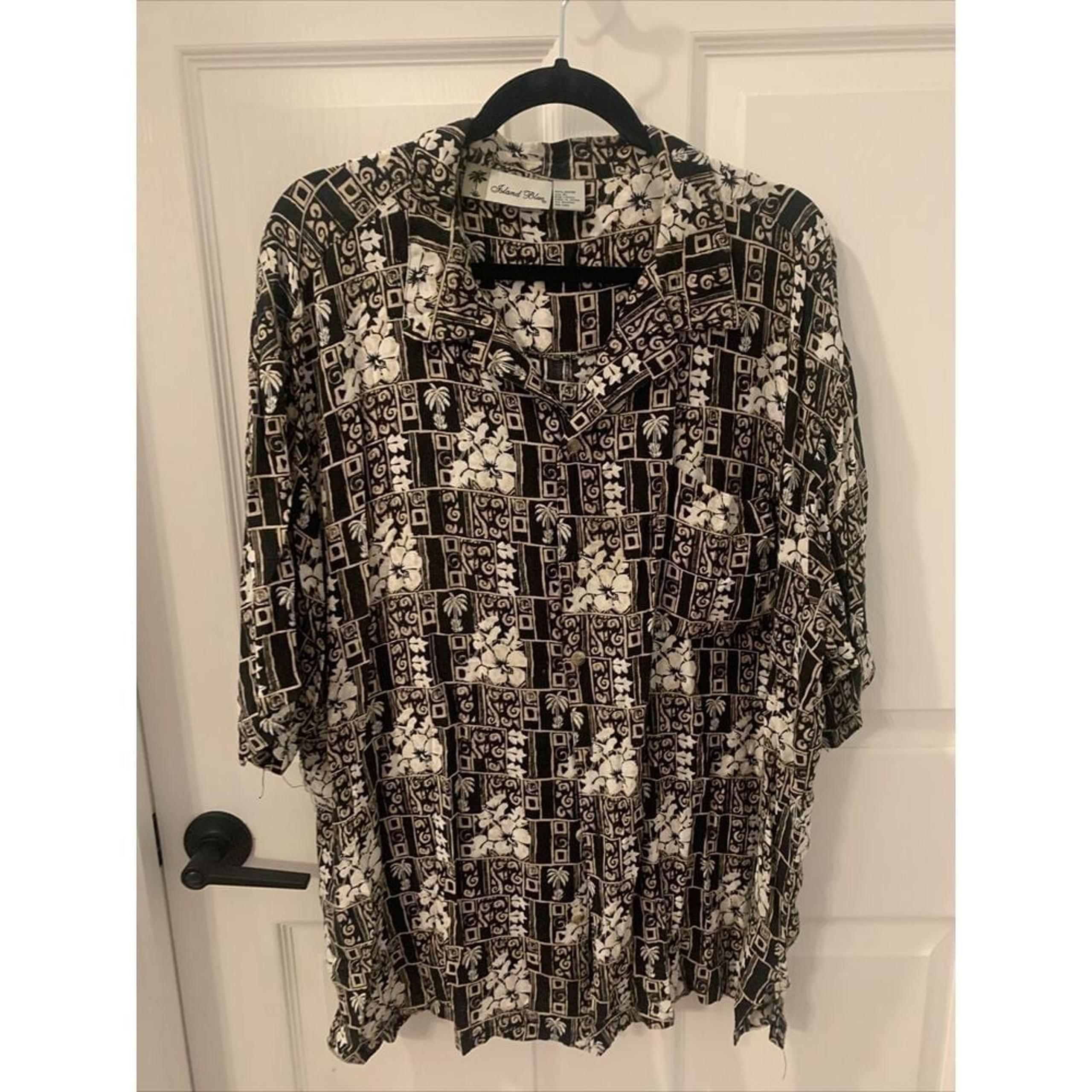 Island Blue Men's Short Sleeve Hawaiian Shirt Size XLarge Palm Trees And Flowers