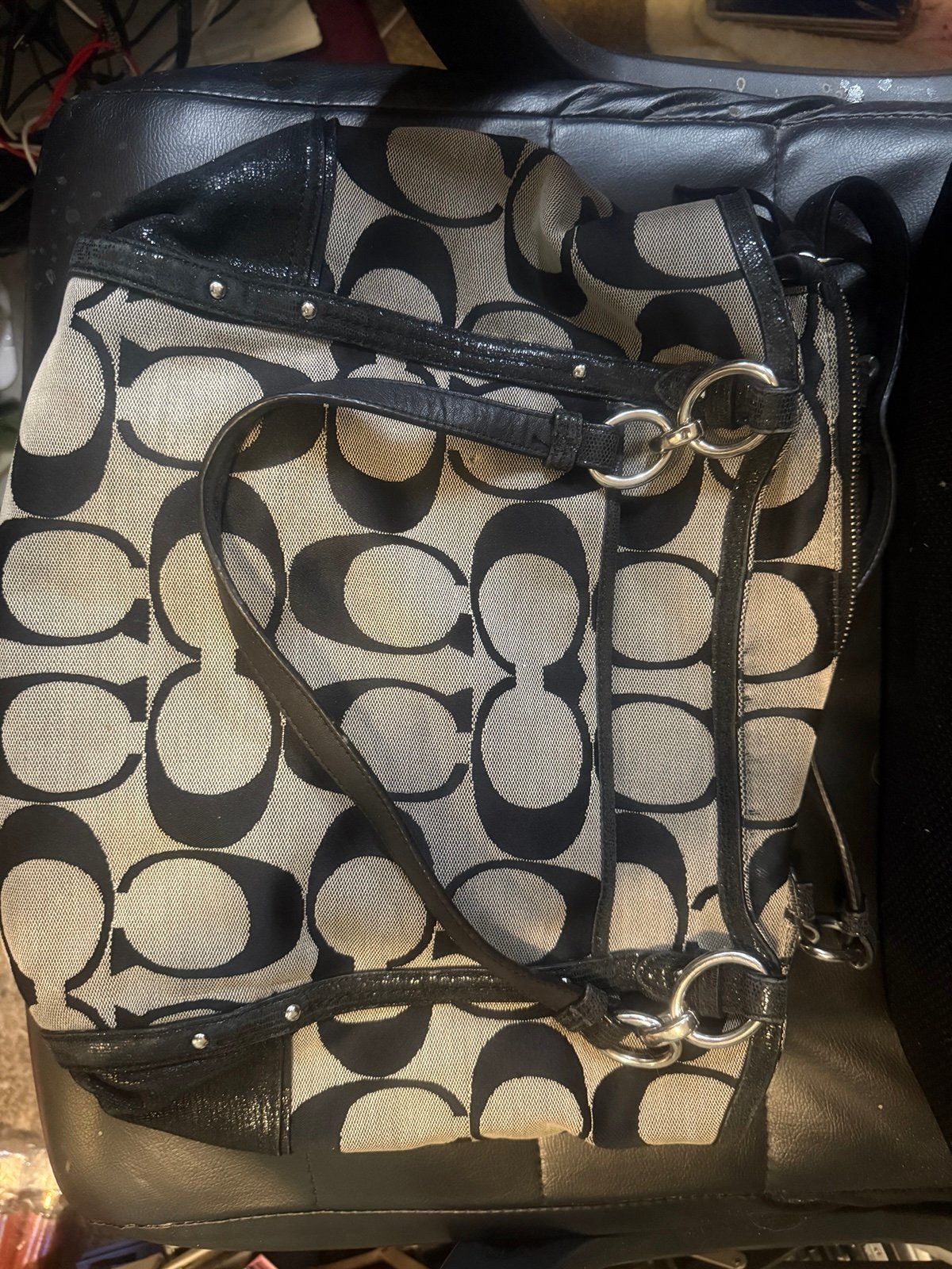 Coach Zoe Classic Signature Hobo Large Shoulder Bag