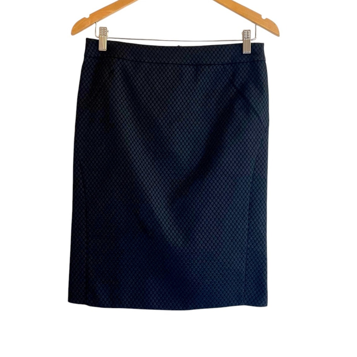 Armani Collezioni Wool Blend Skirt Size 4 Black Back Slits Excellent Condition