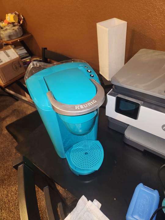 Like New Keurig Single Serve Turquoise