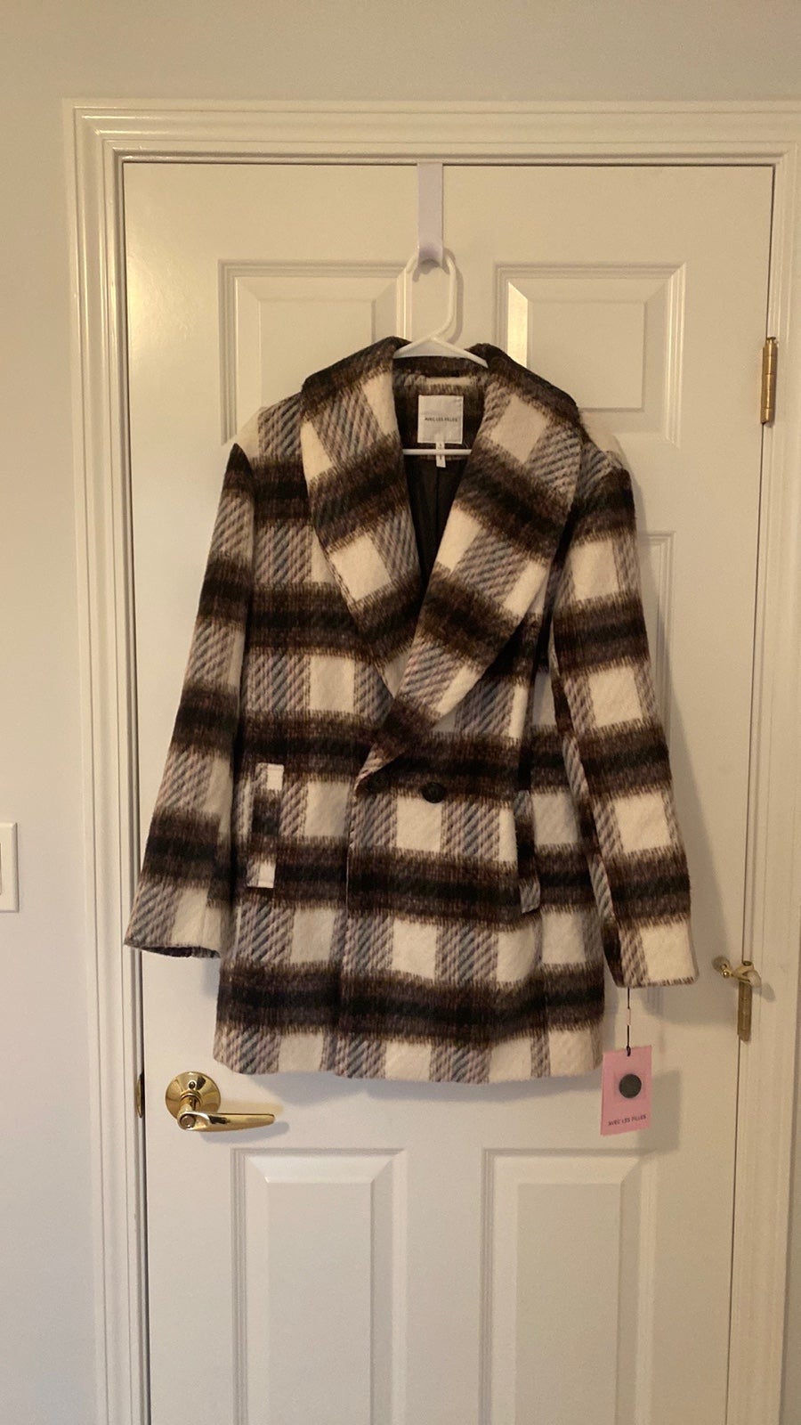 NWT. Aves Les Filles Plaid Jacket