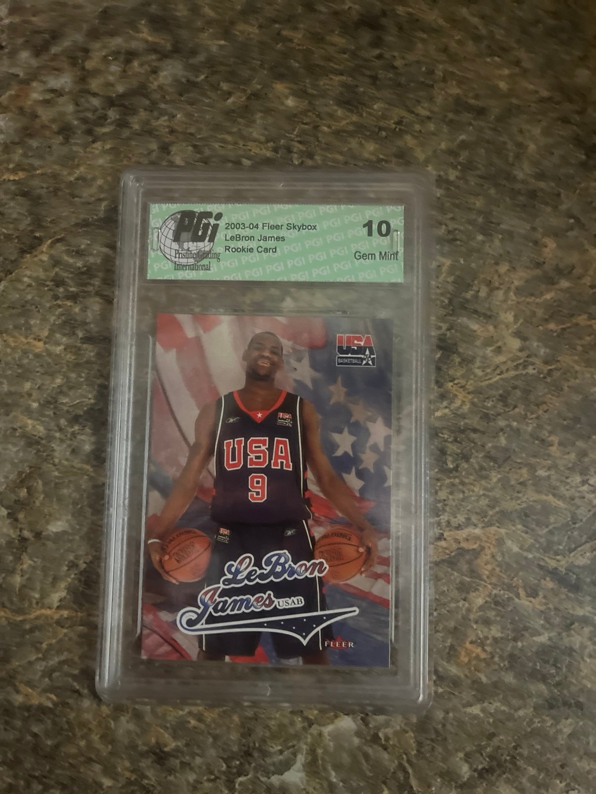 LeBron James fleer skybox team USA rookie card