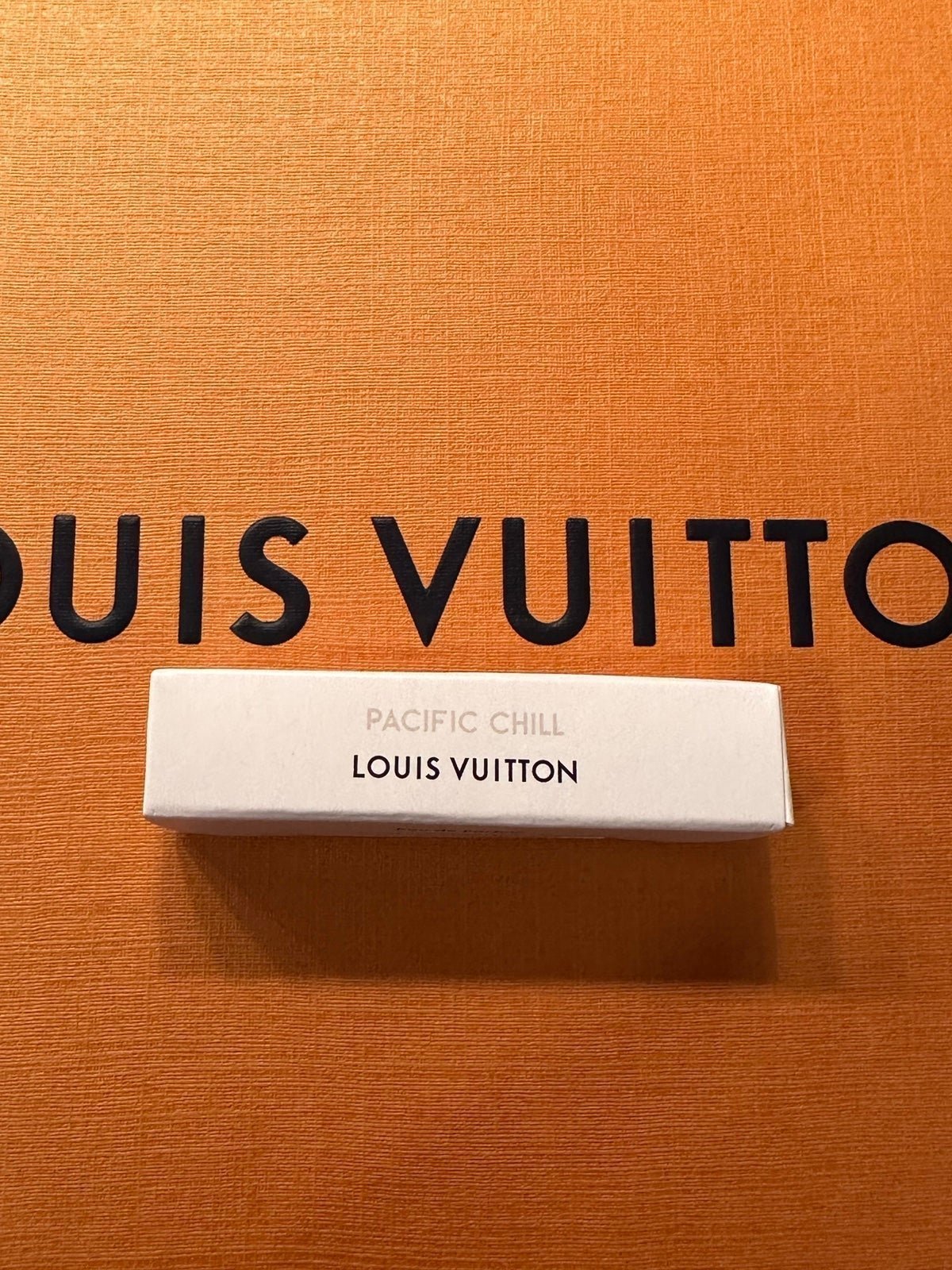 Louis Vuitton perfume sample ombre nomade 2x2ml