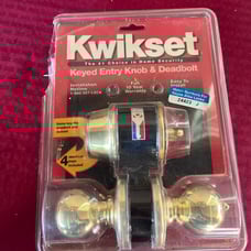 Kwikset Keyed Entry Knob And Deadbolt, Includes 4 Identical Keys