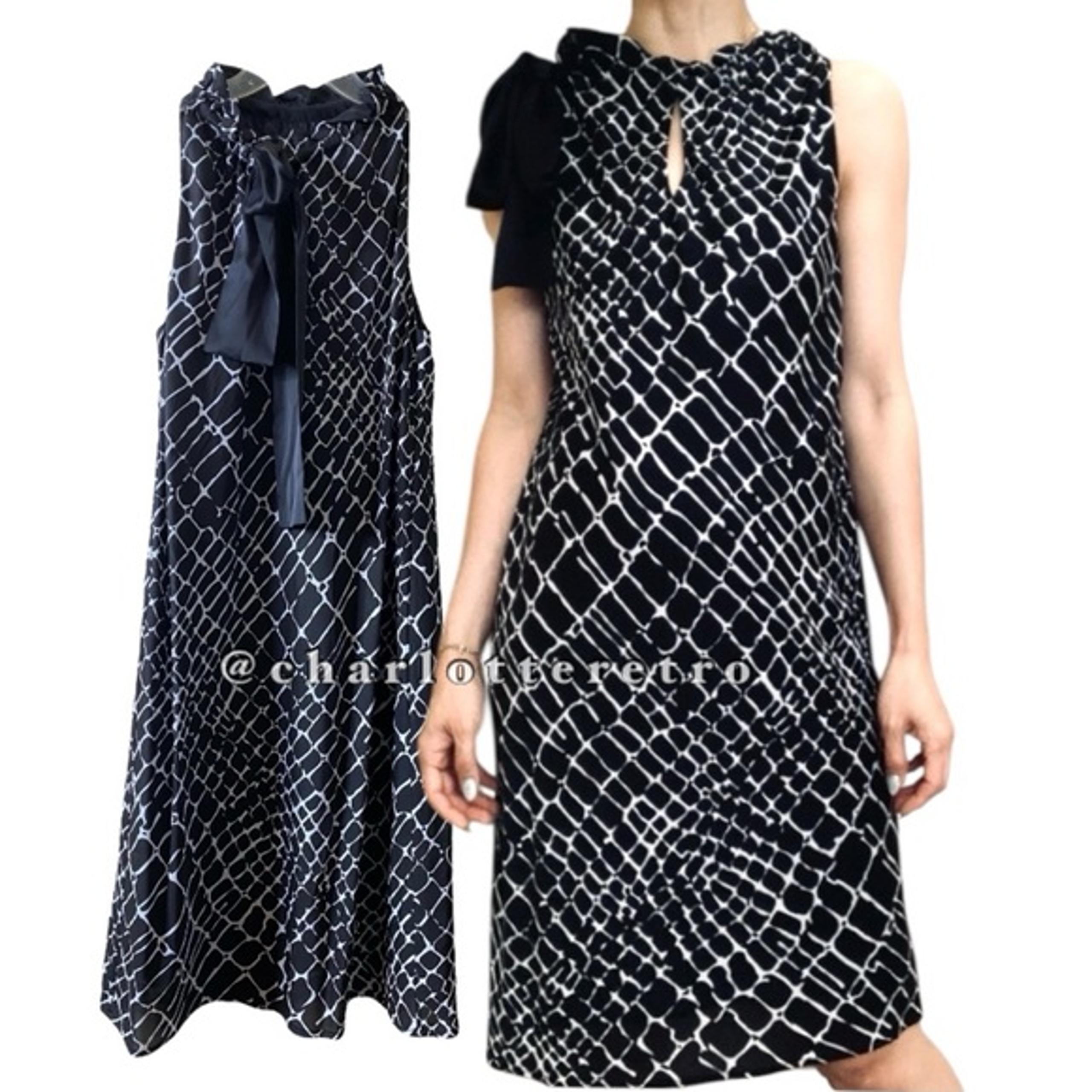 St. John • Silk Halter Shift Dress