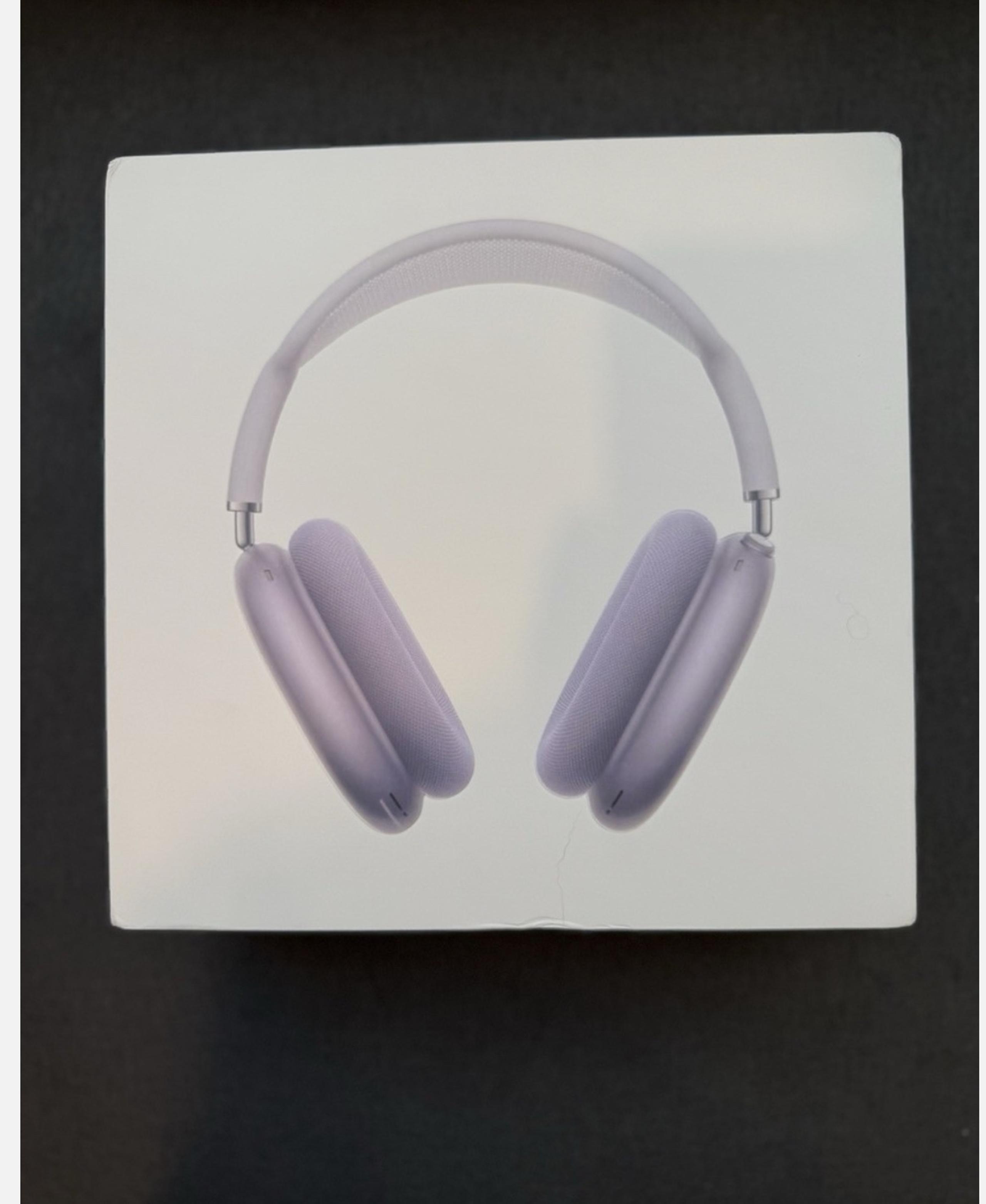 Purple AirPods Max