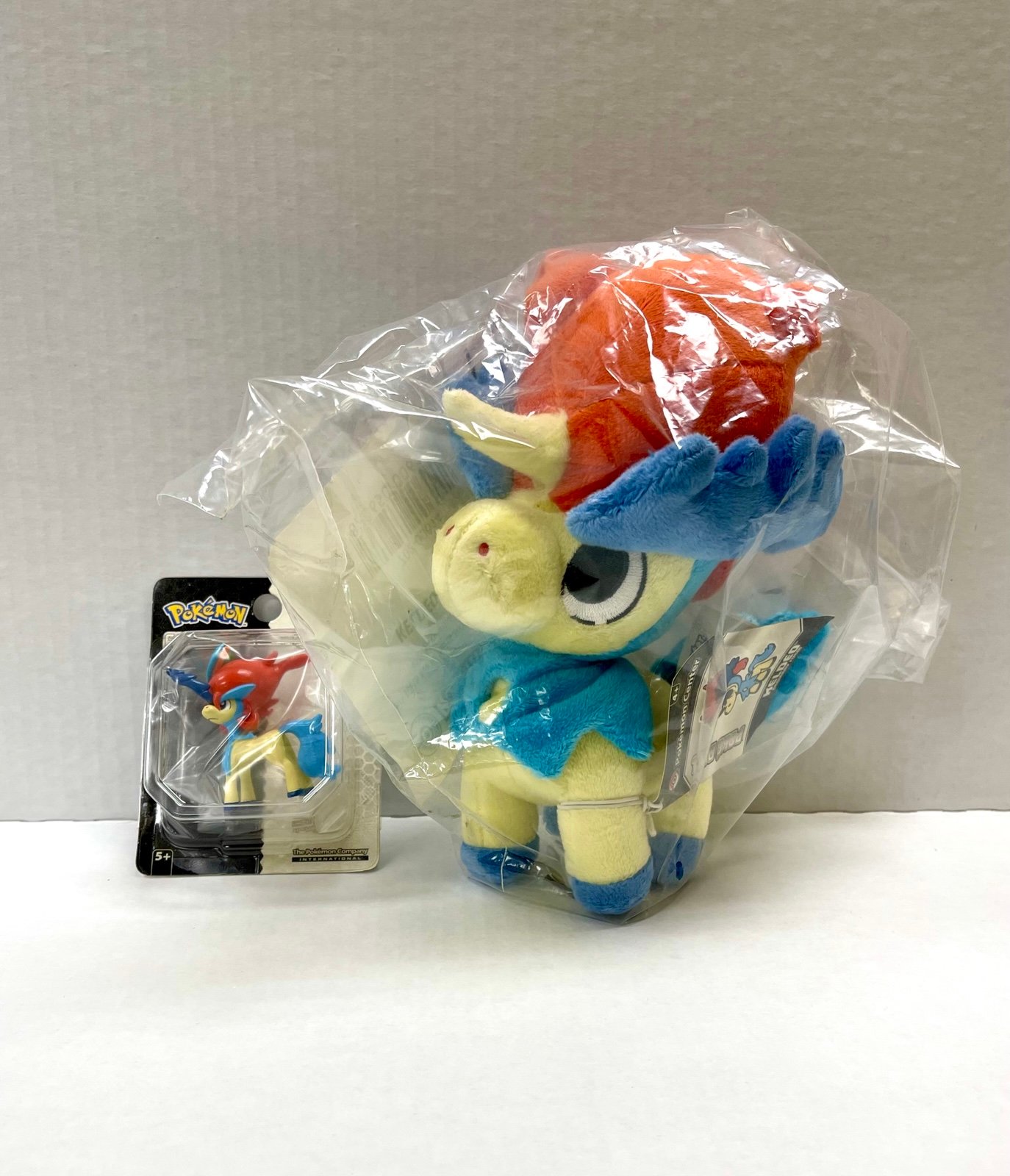 Keldeo Ordinary Form Poke Doll Pokemon Center Plush + Keldeo 2” Figure Toy
