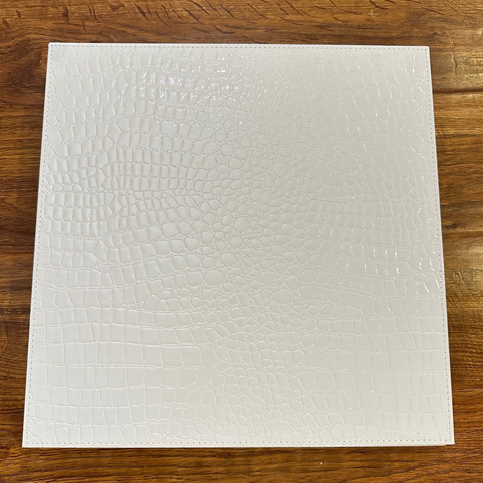 Z Gallerie Everglades shiny white crocodile embossed placemat 12