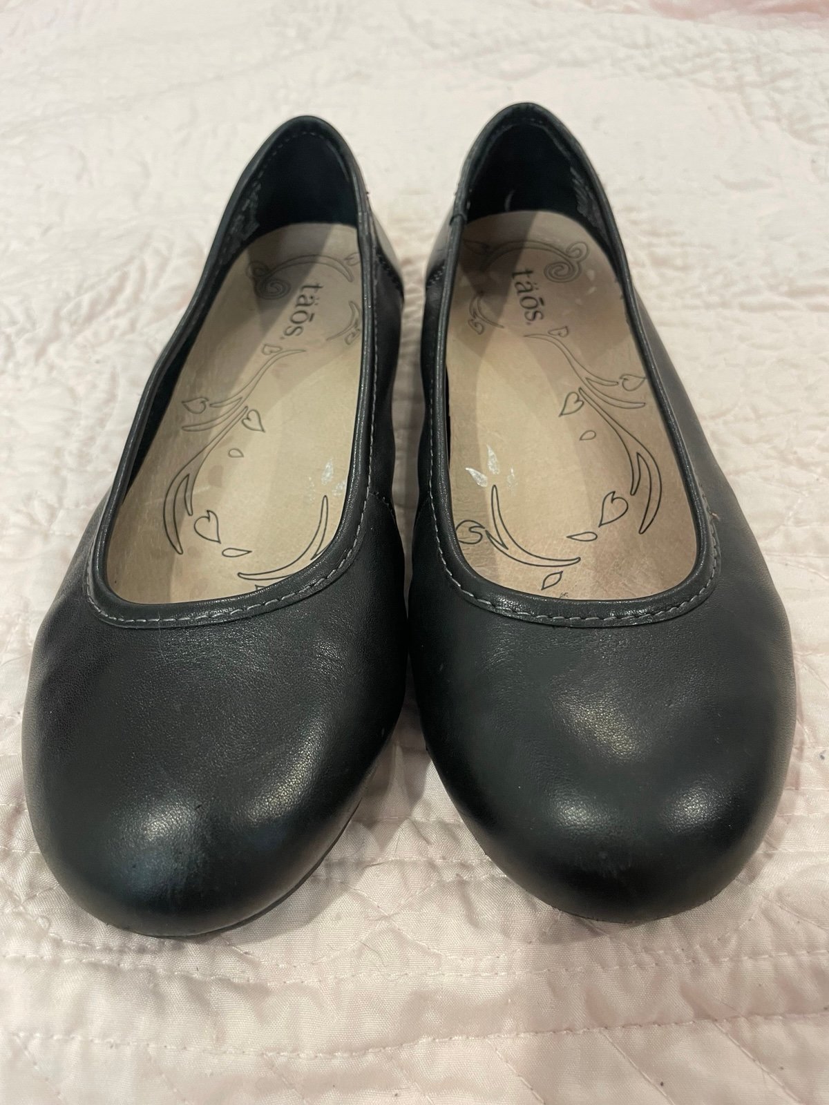 Taos ballet flats