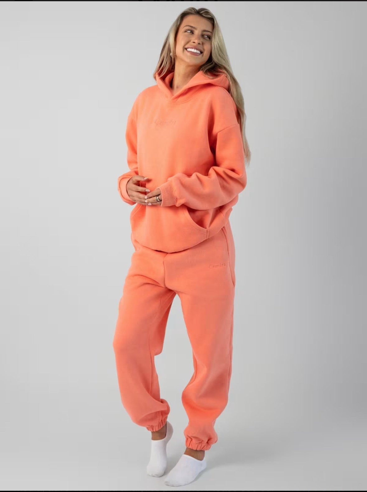 New Comfrt Sweatshirt (M) and Sweatpants (L) Set