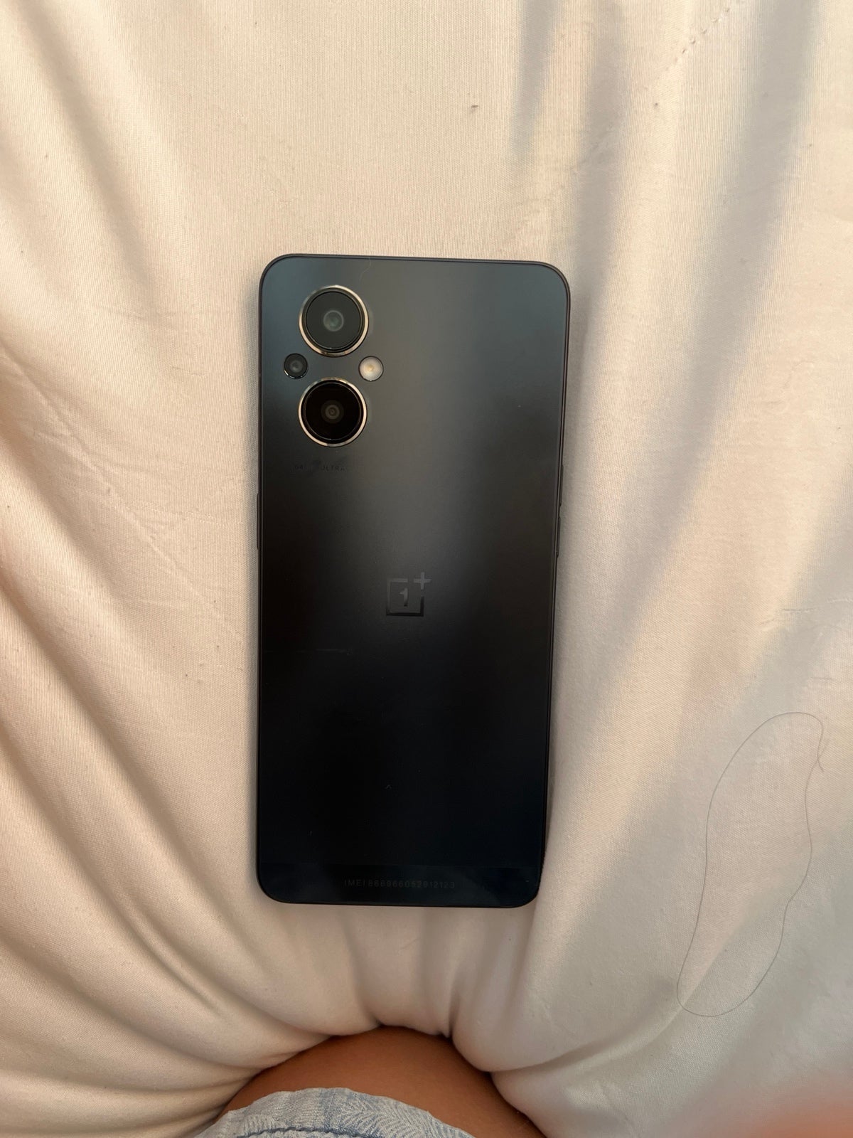 Samsung one plus 8T with case