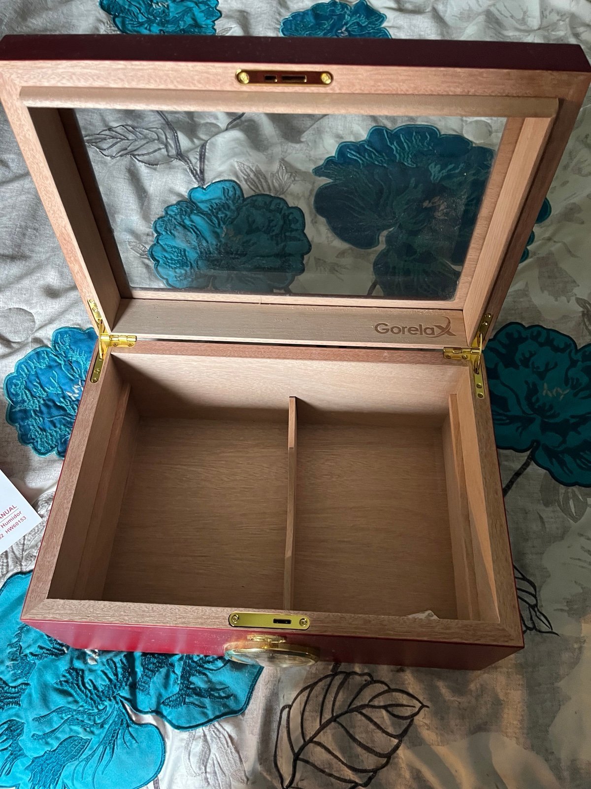 cigar humidor