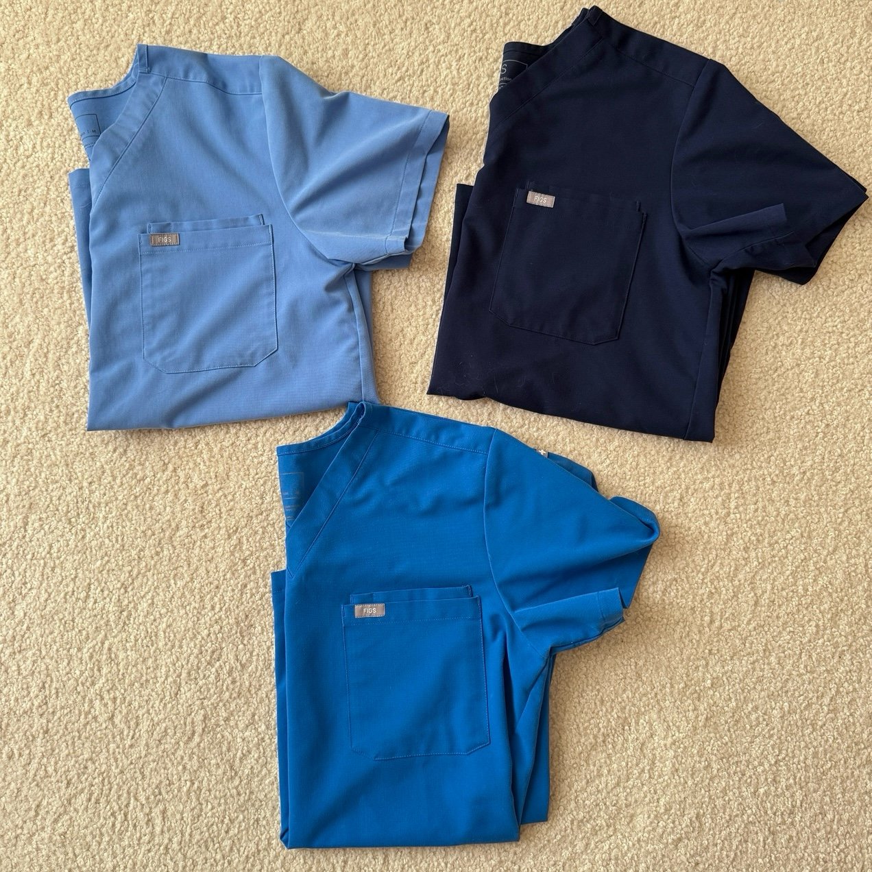 Figs scrub top
