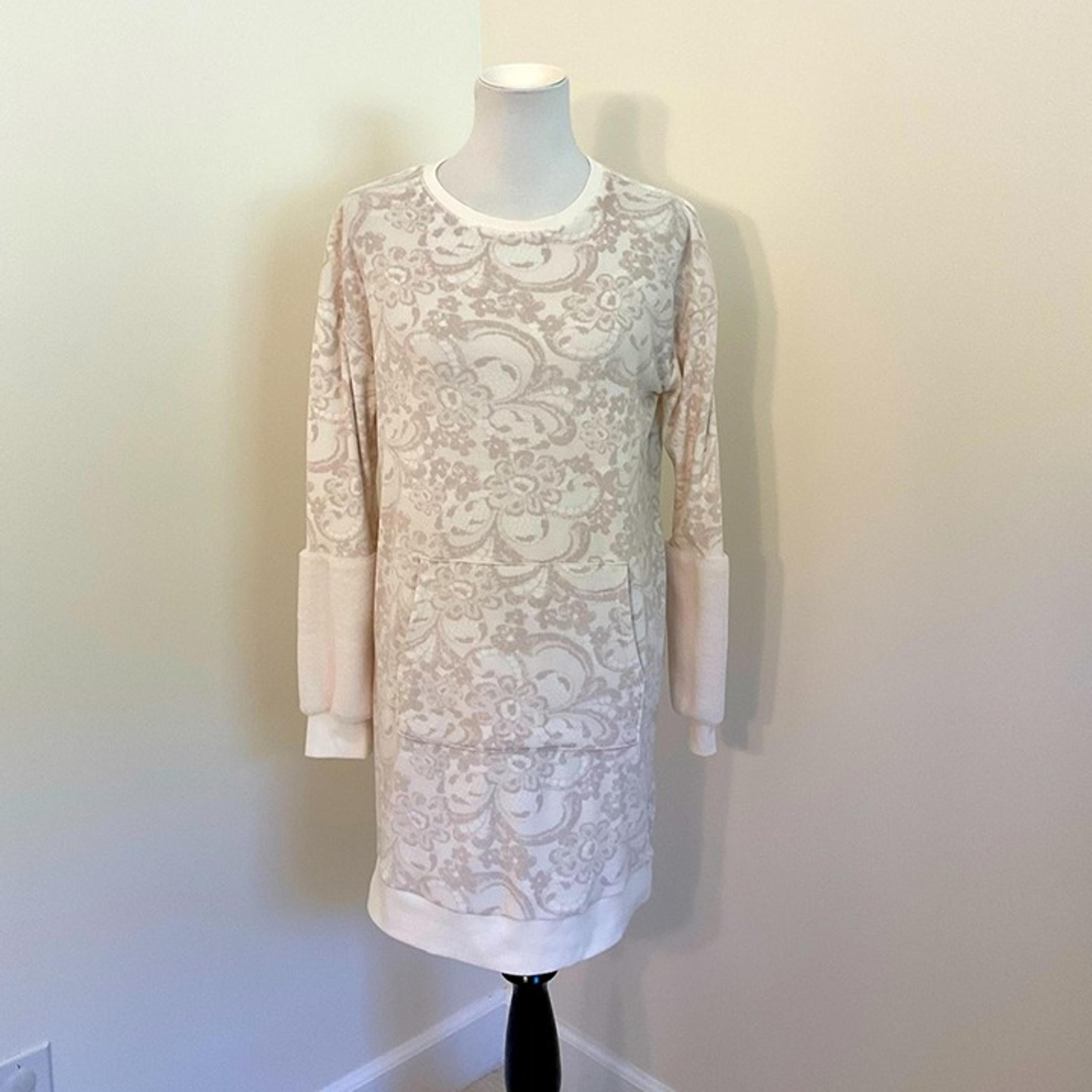 Simply Vera Vera Wang Cream Patterned Long Sleeve Lounge Sleepshirt