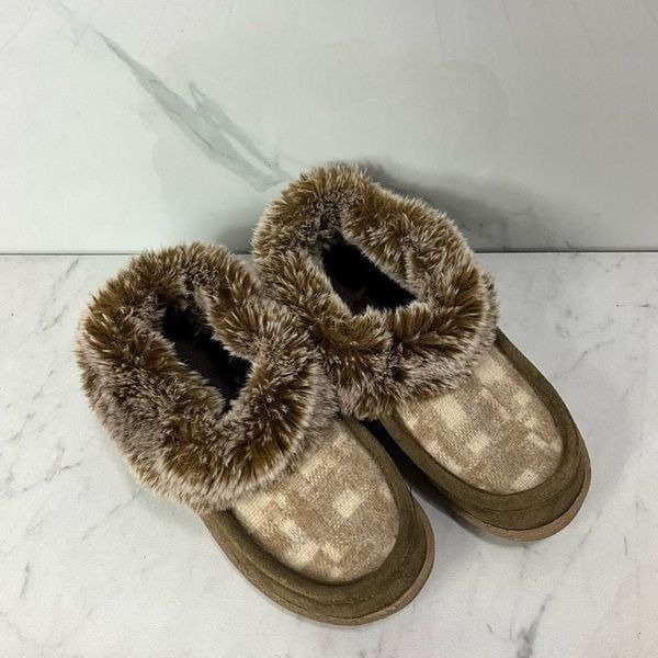 WOOLRICH Moccasin Slippers