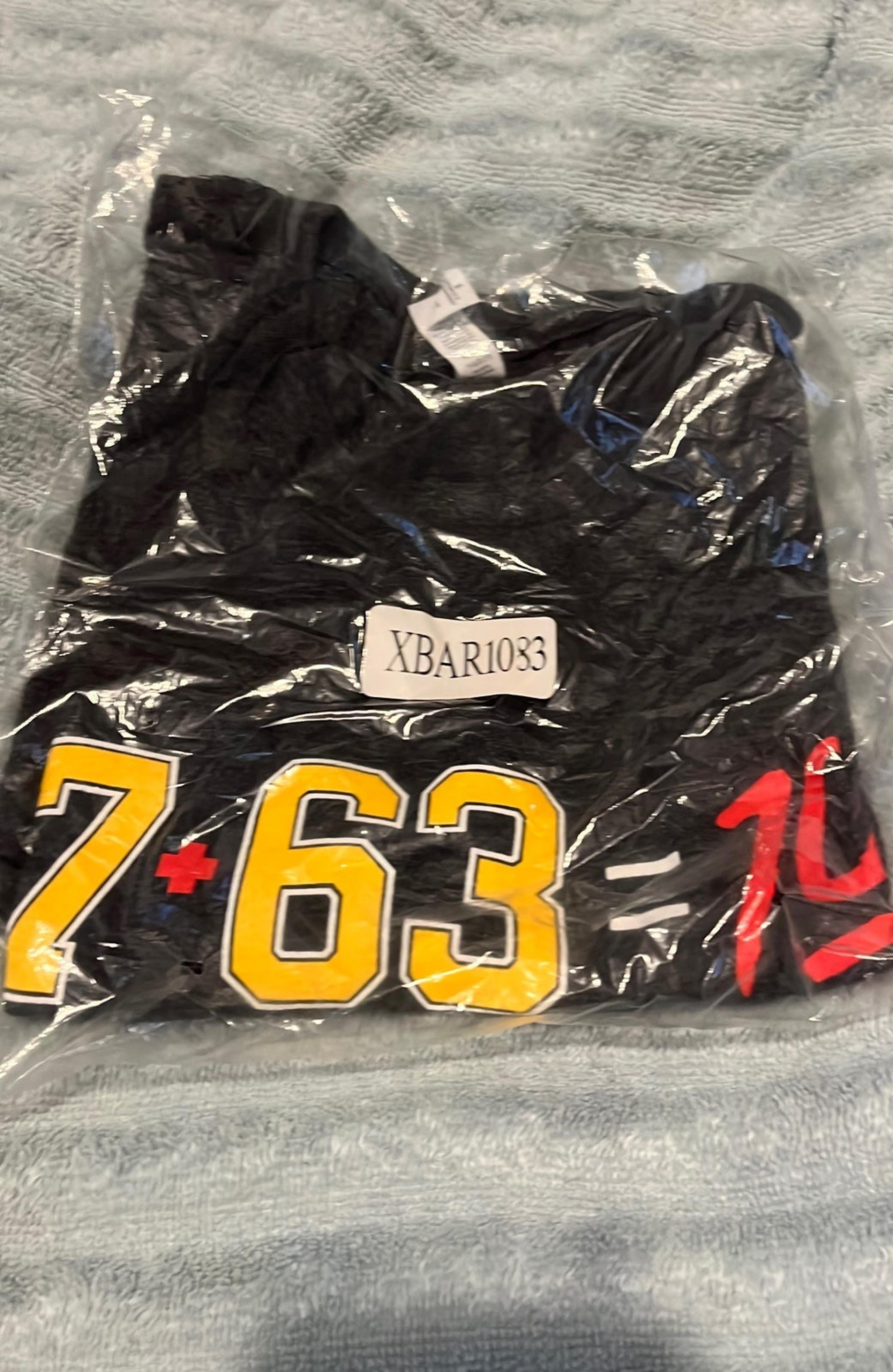 Brand new Bruins shirt Bergeron & Marchand