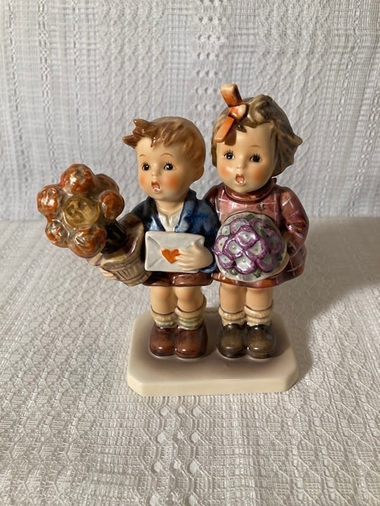Hummel - The Love Lives On